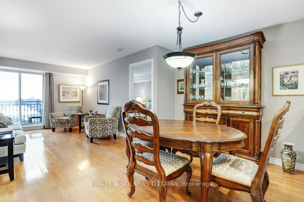 #606 - 120 Grant Carman Drive Property Photo 14