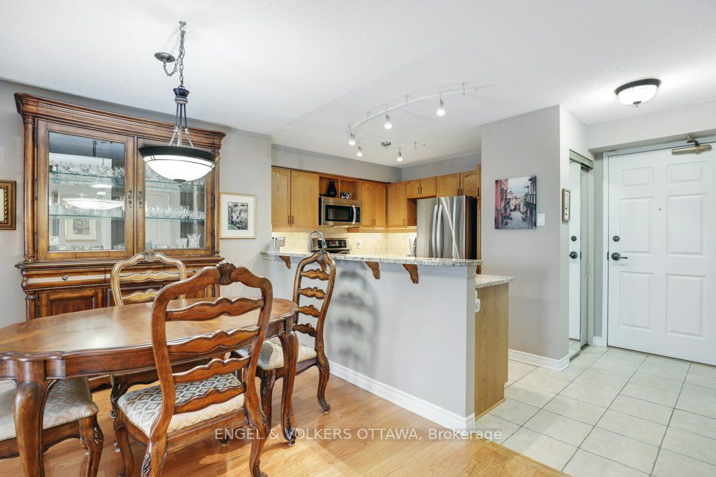 #606 - 120 Grant Carman Drive Property Photo 15