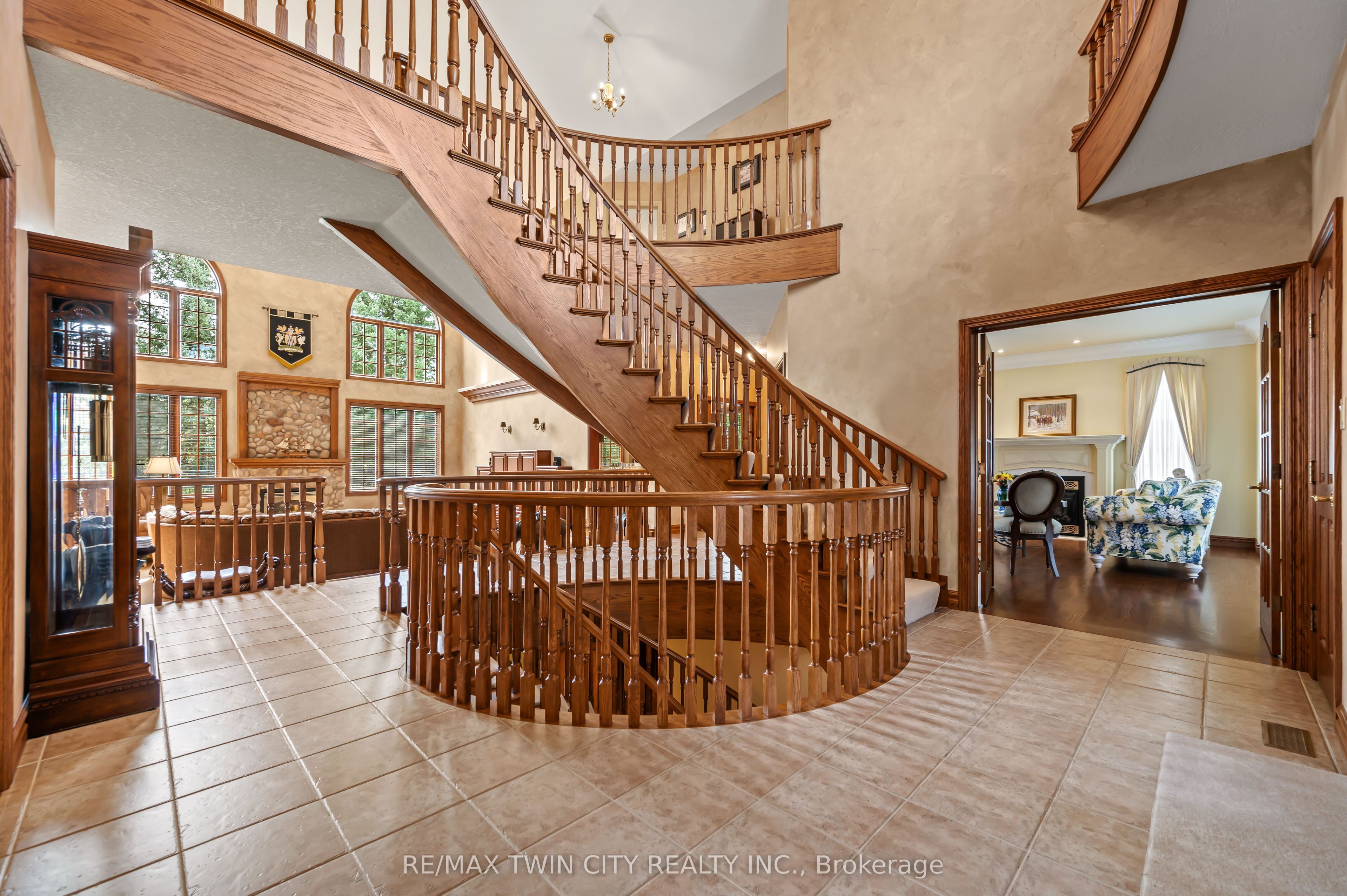 375 River Oak Place Property Photo 7