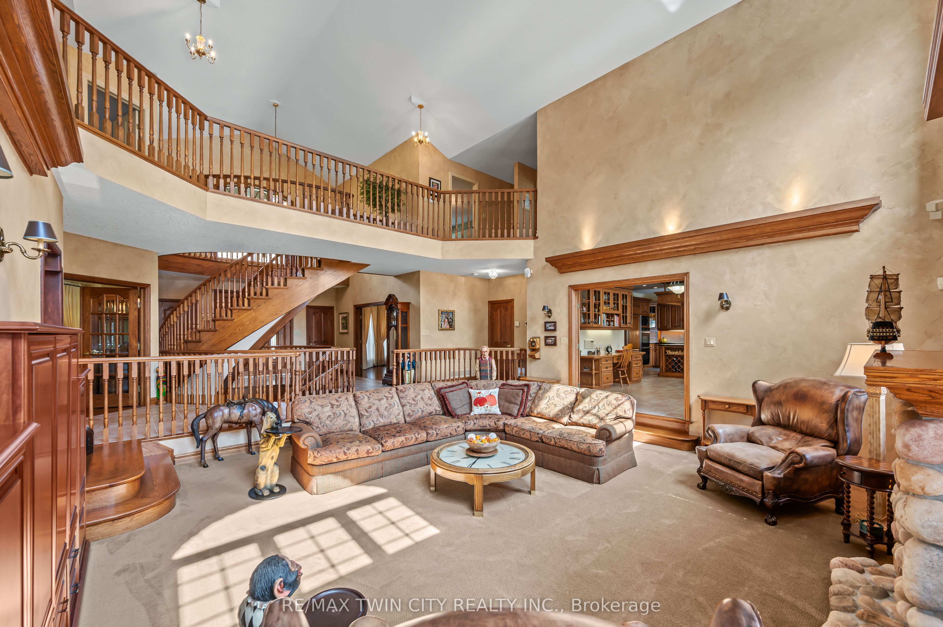 375 River Oak Place Property Photo 11