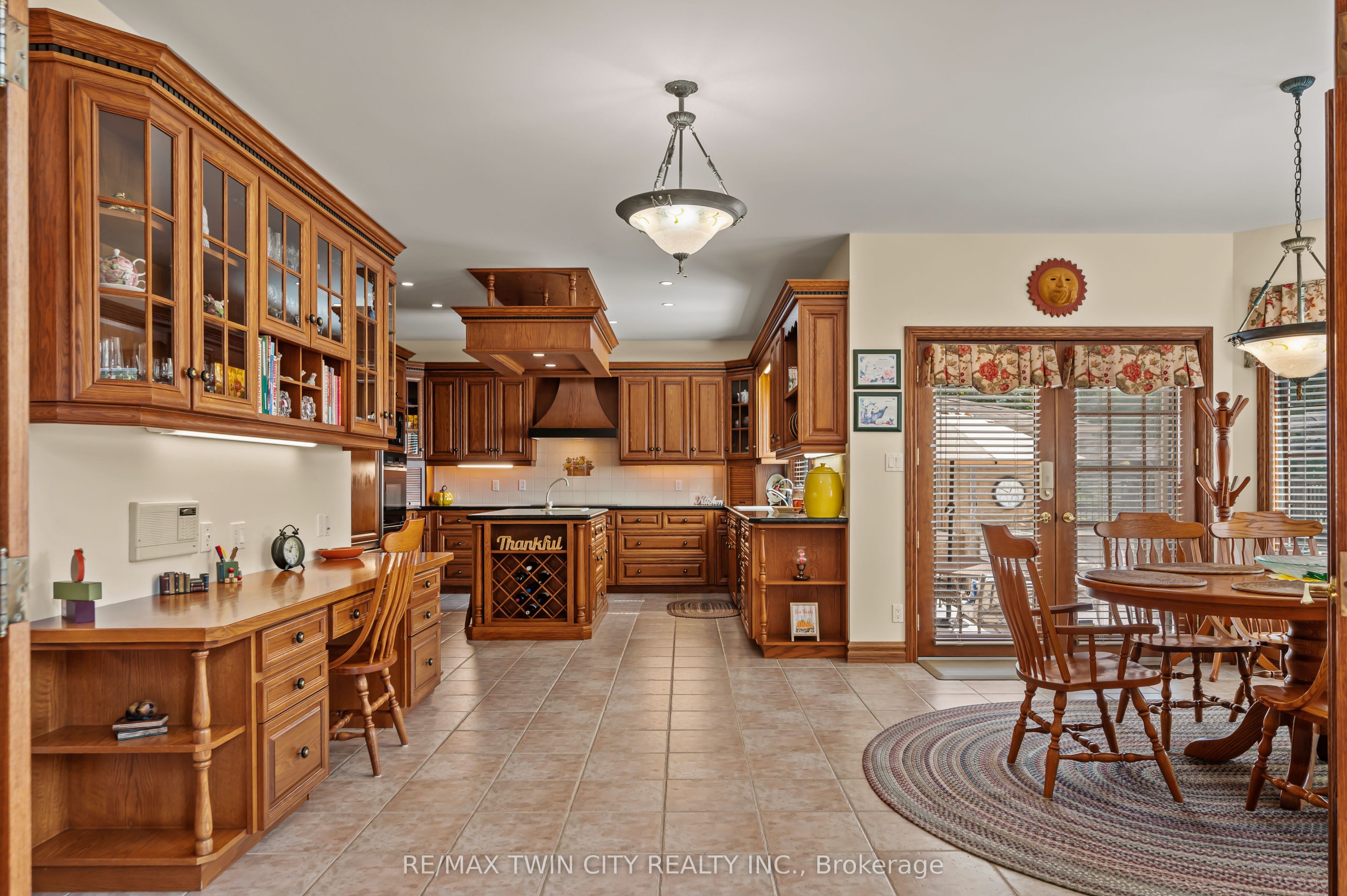 375 River Oak Place Property Photo 12