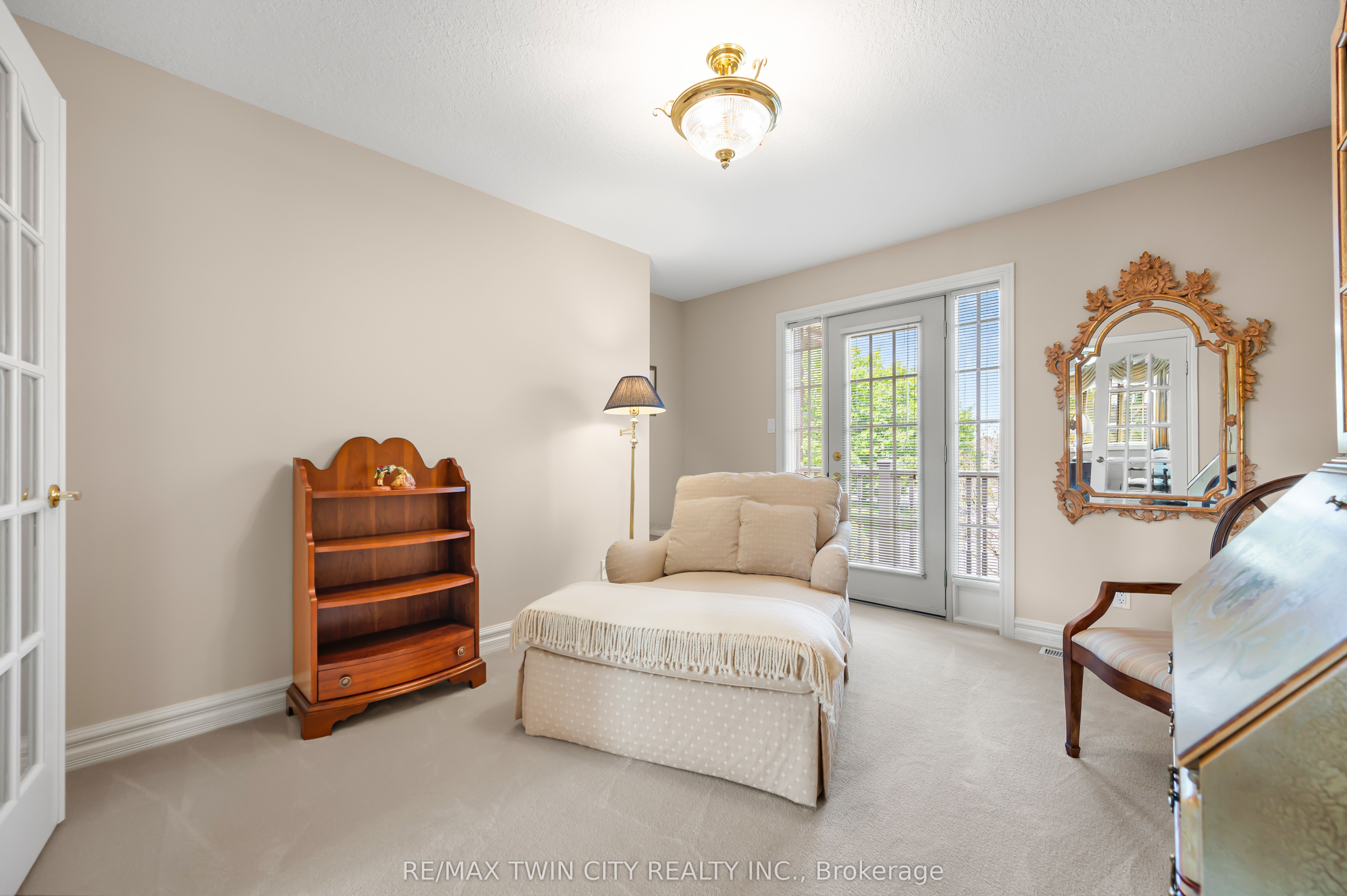 375 River Oak Place Property Photo 27