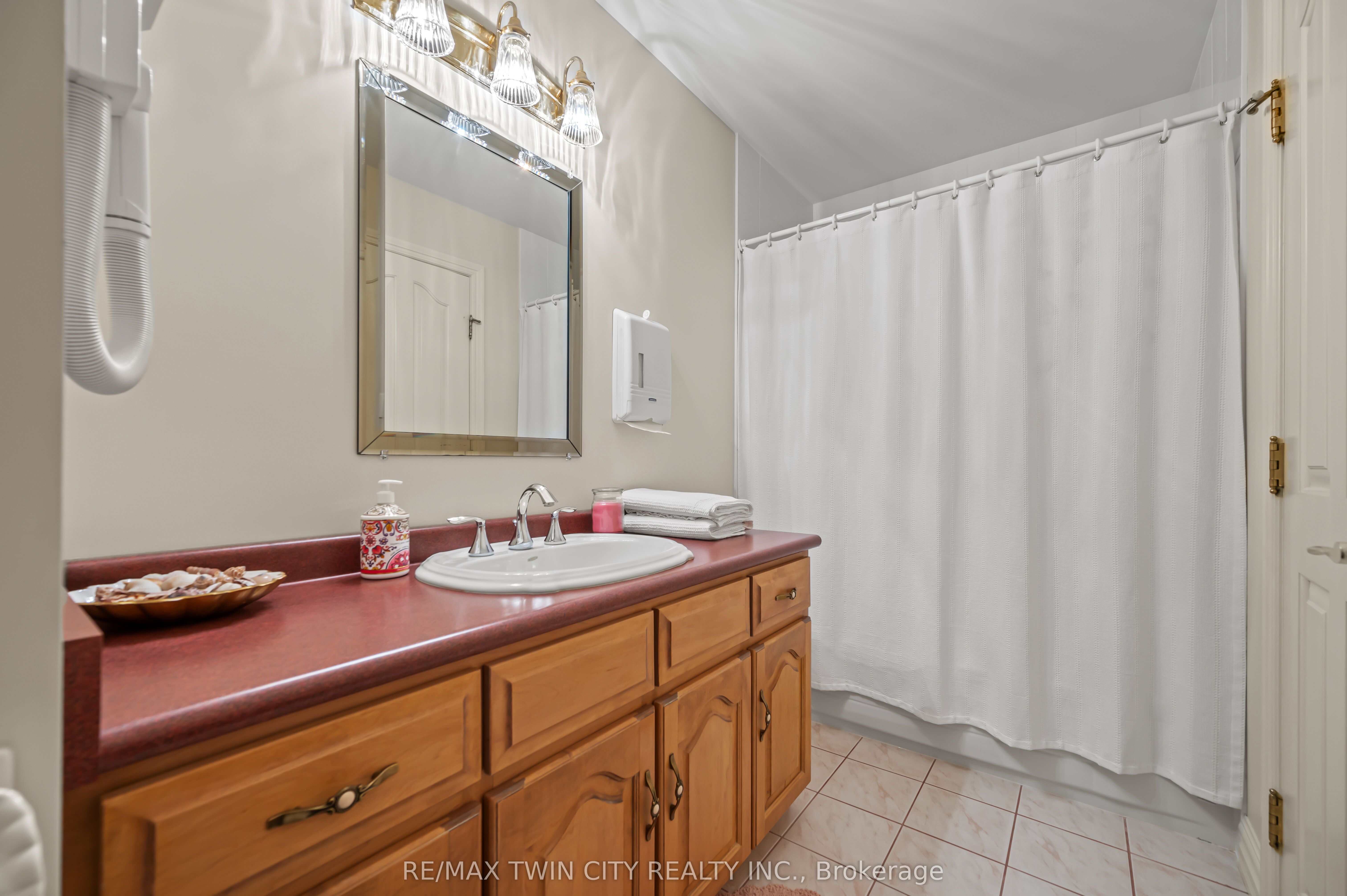 375 River Oak Place Property Photo 34