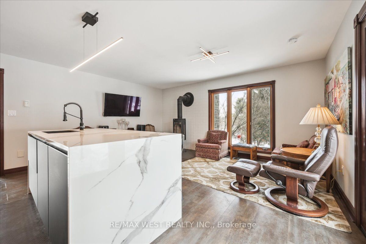 331 Mountsberg Road Property Photo 10
