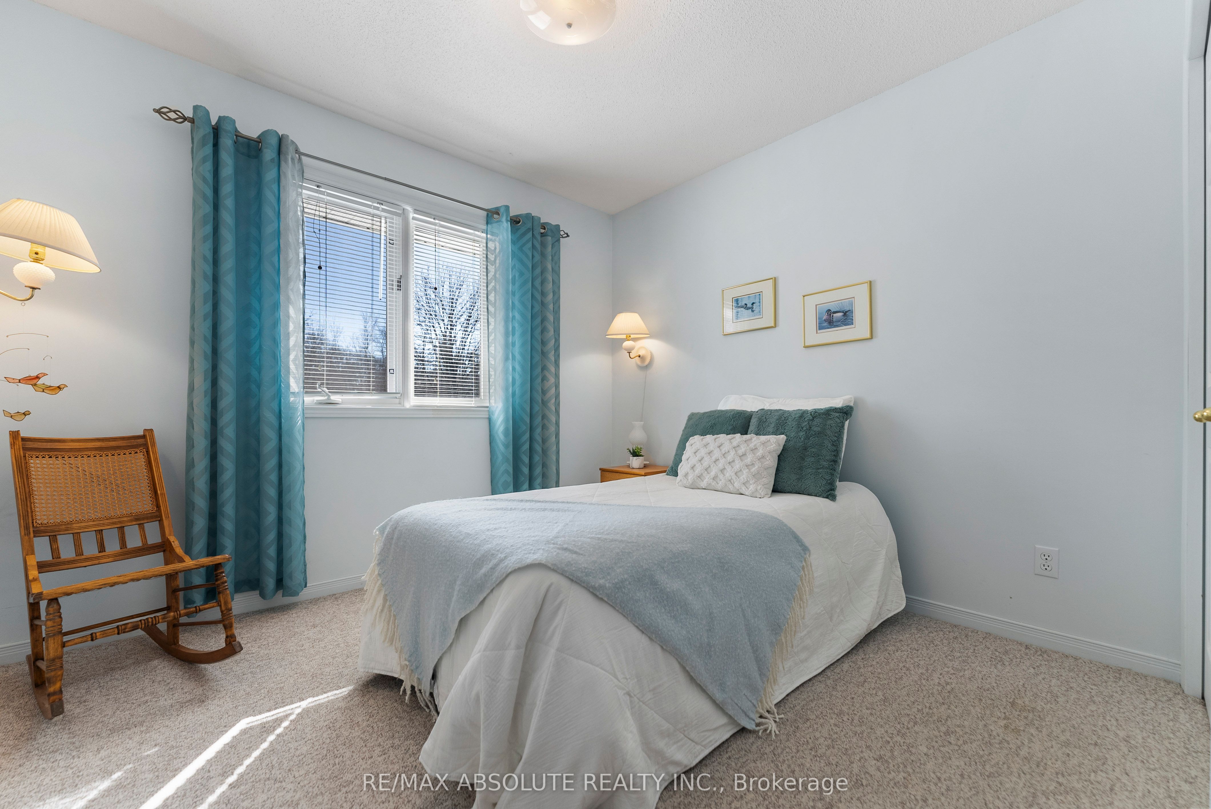 123 Woodridge Crescent Property Photo 21