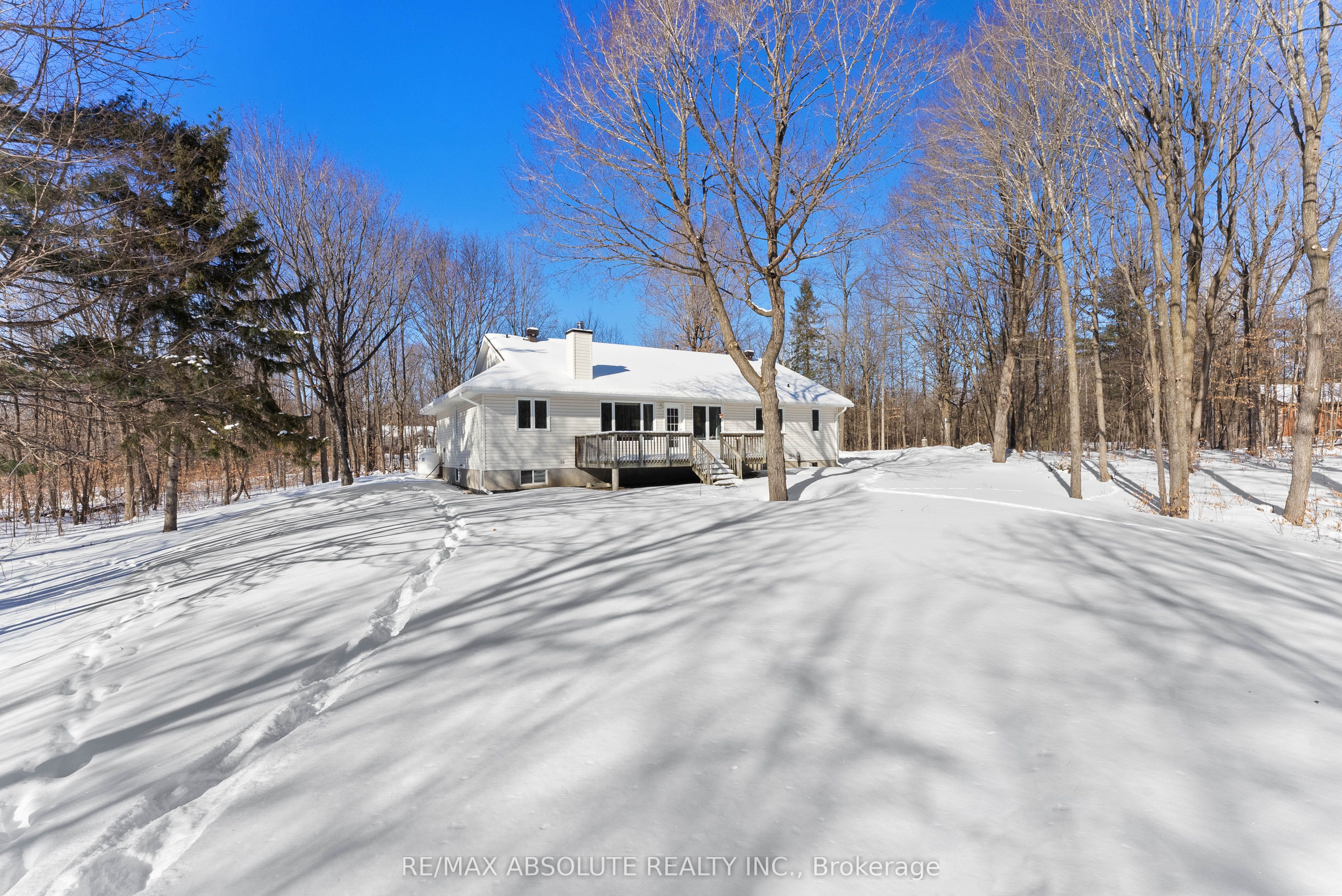 123 Woodridge Crescent Property Photo 32