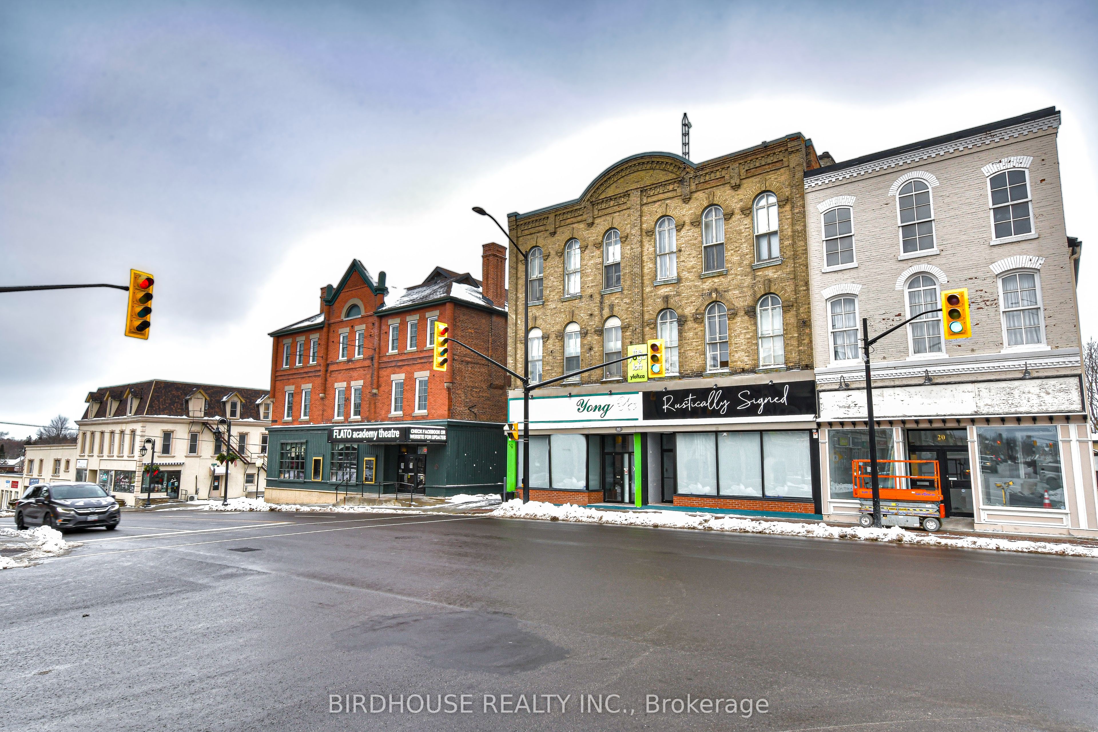 8 Lindsay Street Property Photo 1