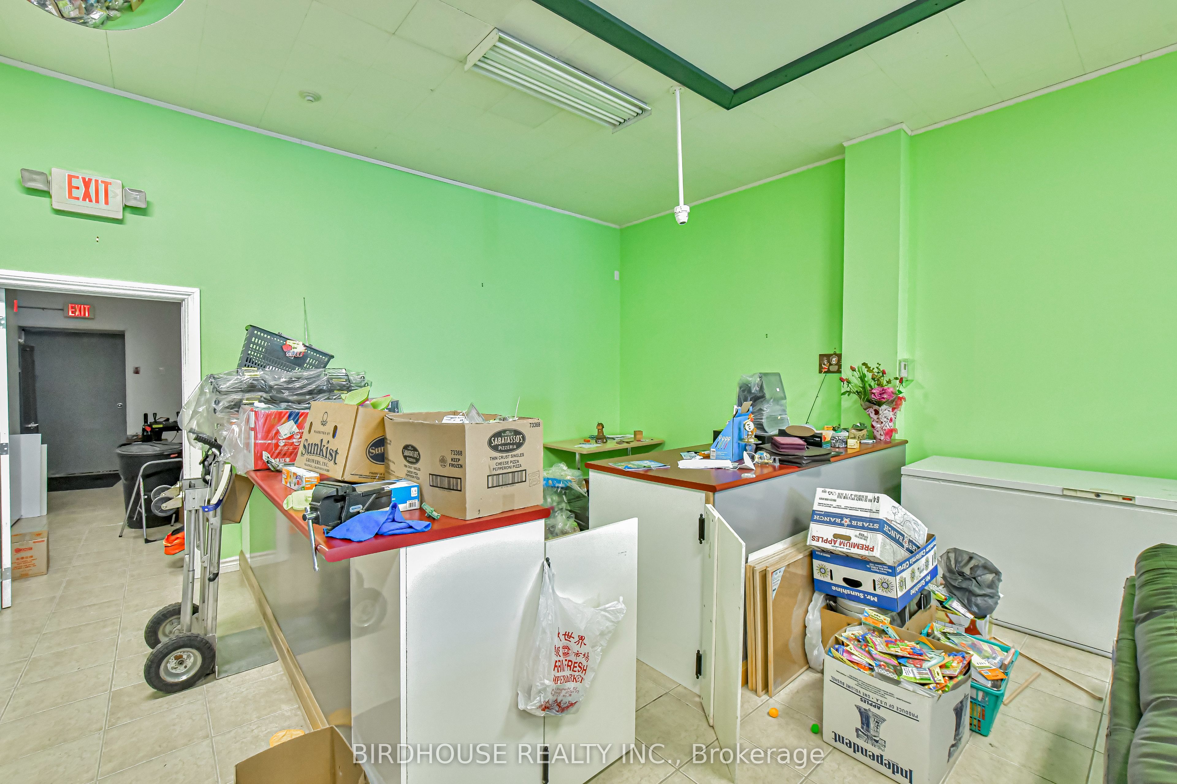 8 Lindsay Street Property Photo 6