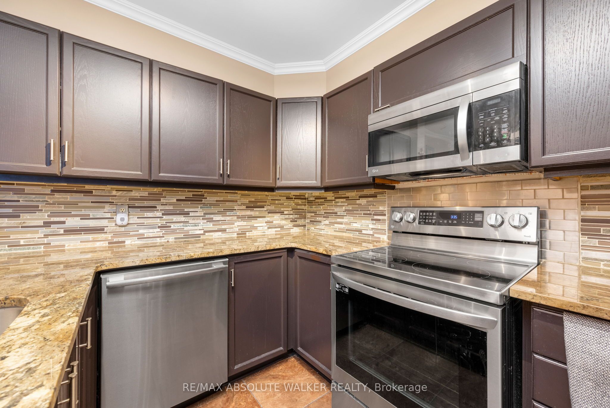 #201 - 1768 Marsala Crescent Property Photo 9