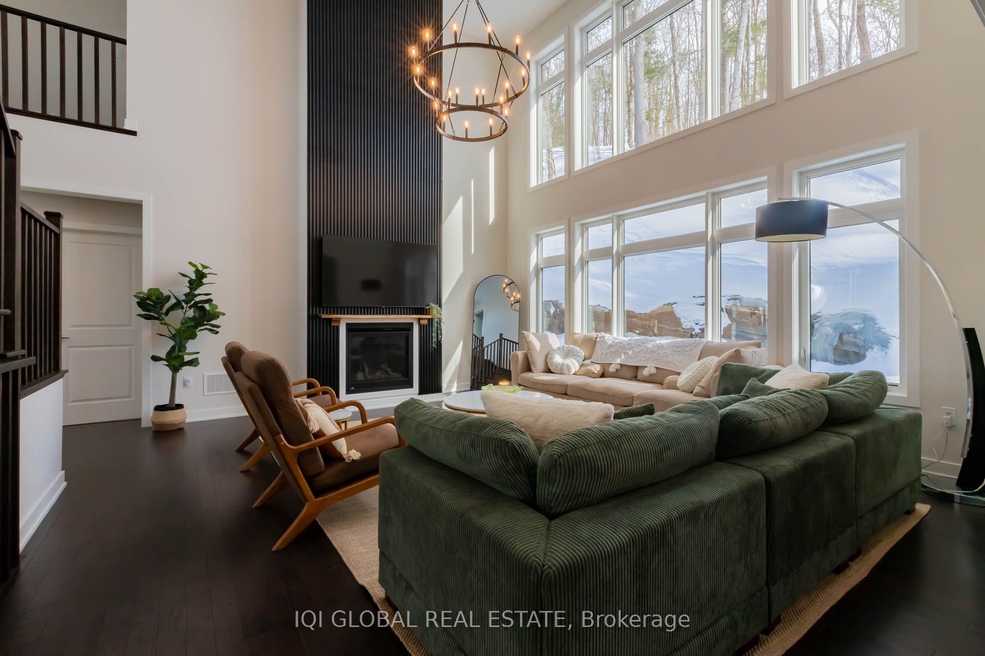 #48 - 1055 Greensview Drive Property Photo 17