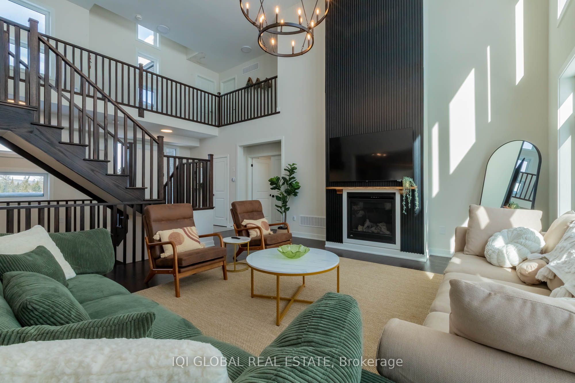 #48 - 1055 Greensview Drive Property Photo 19