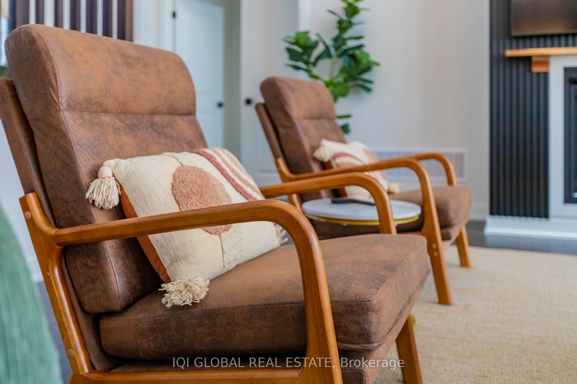 #48 - 1055 Greensview Drive Property Photo 20