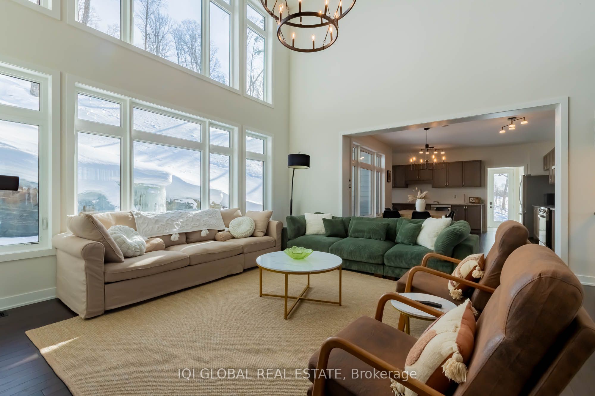 #48 - 1055 Greensview Drive Property Photo 22