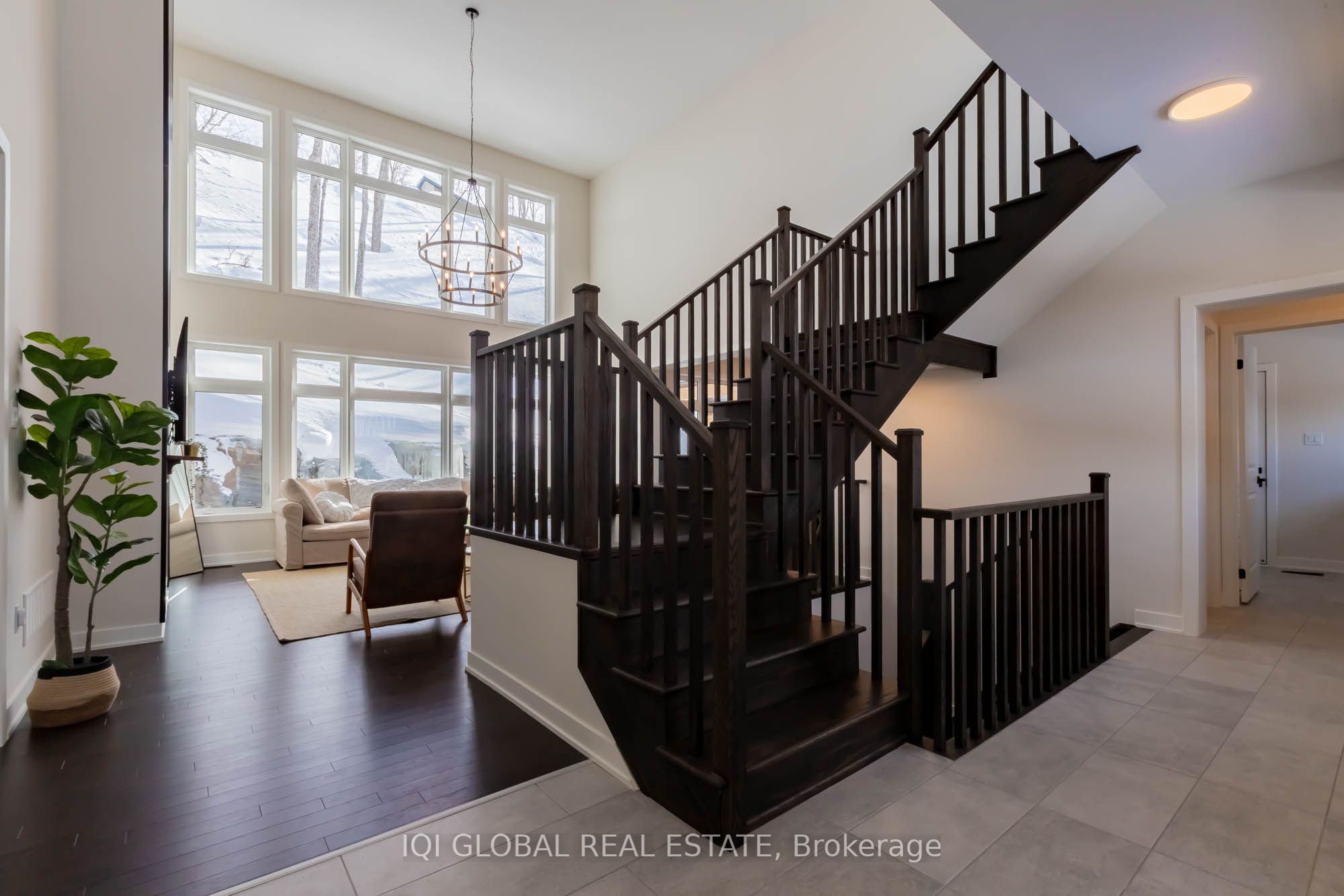 #48 - 1055 Greensview Drive Property Photo 25