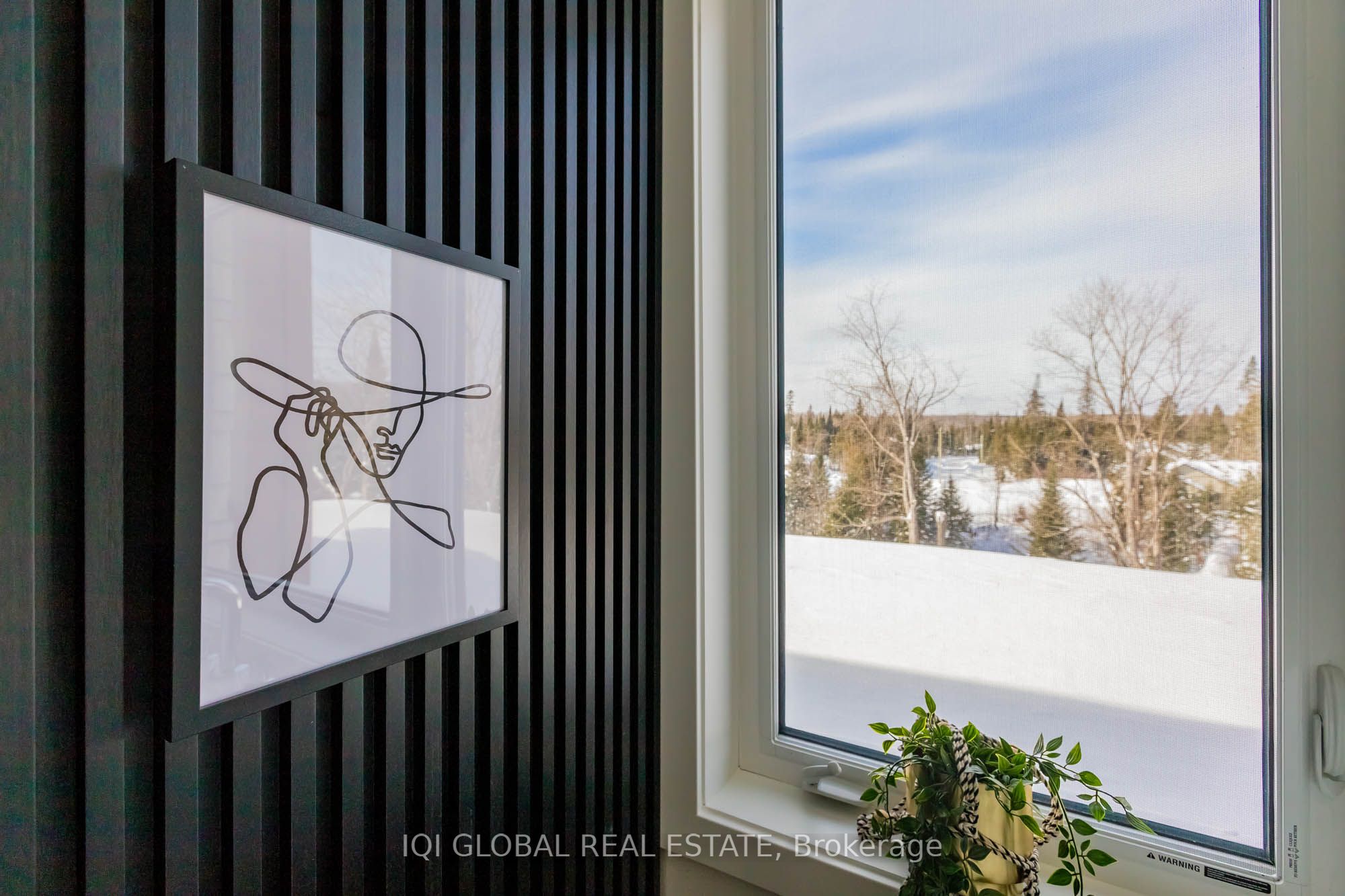 #48 - 1055 Greensview Drive Property Photo 35
