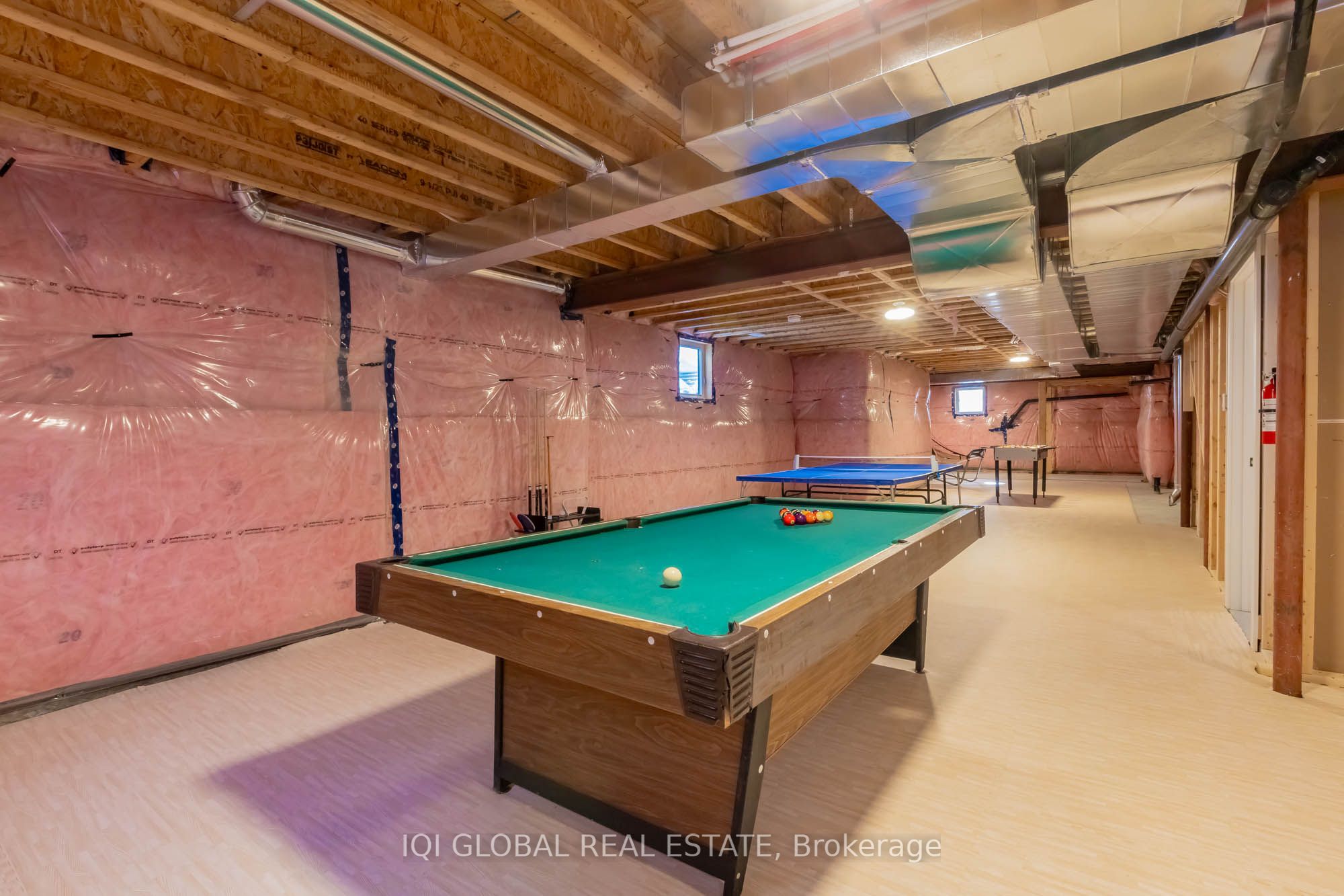 #48 - 1055 Greensview Drive Property Photo 48