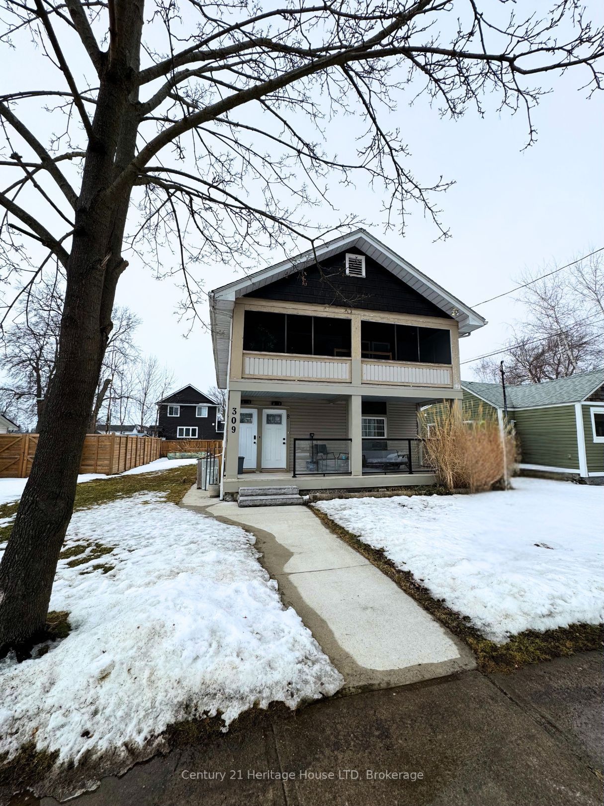 309 Dovercourt Road Property Photo 2