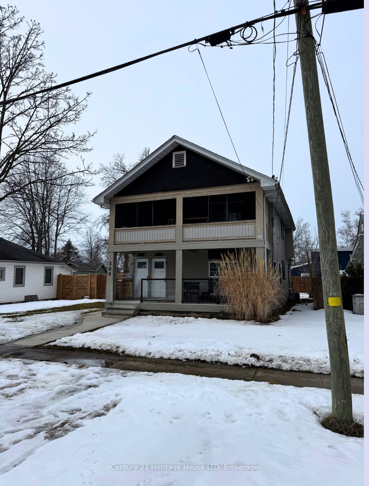309 Dovercourt Road Property Photo 3