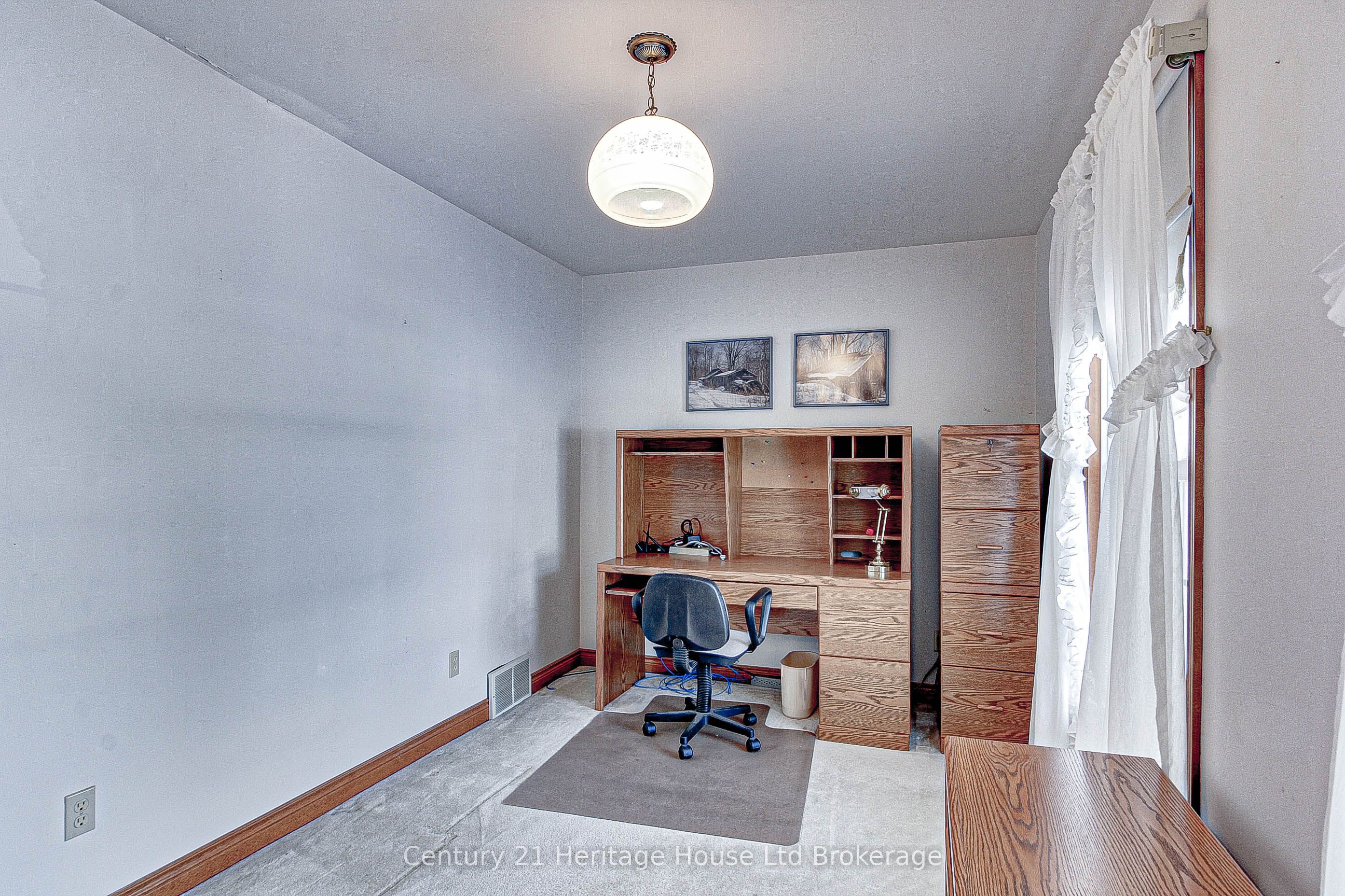 55 Mark Crescent Property Photo 19