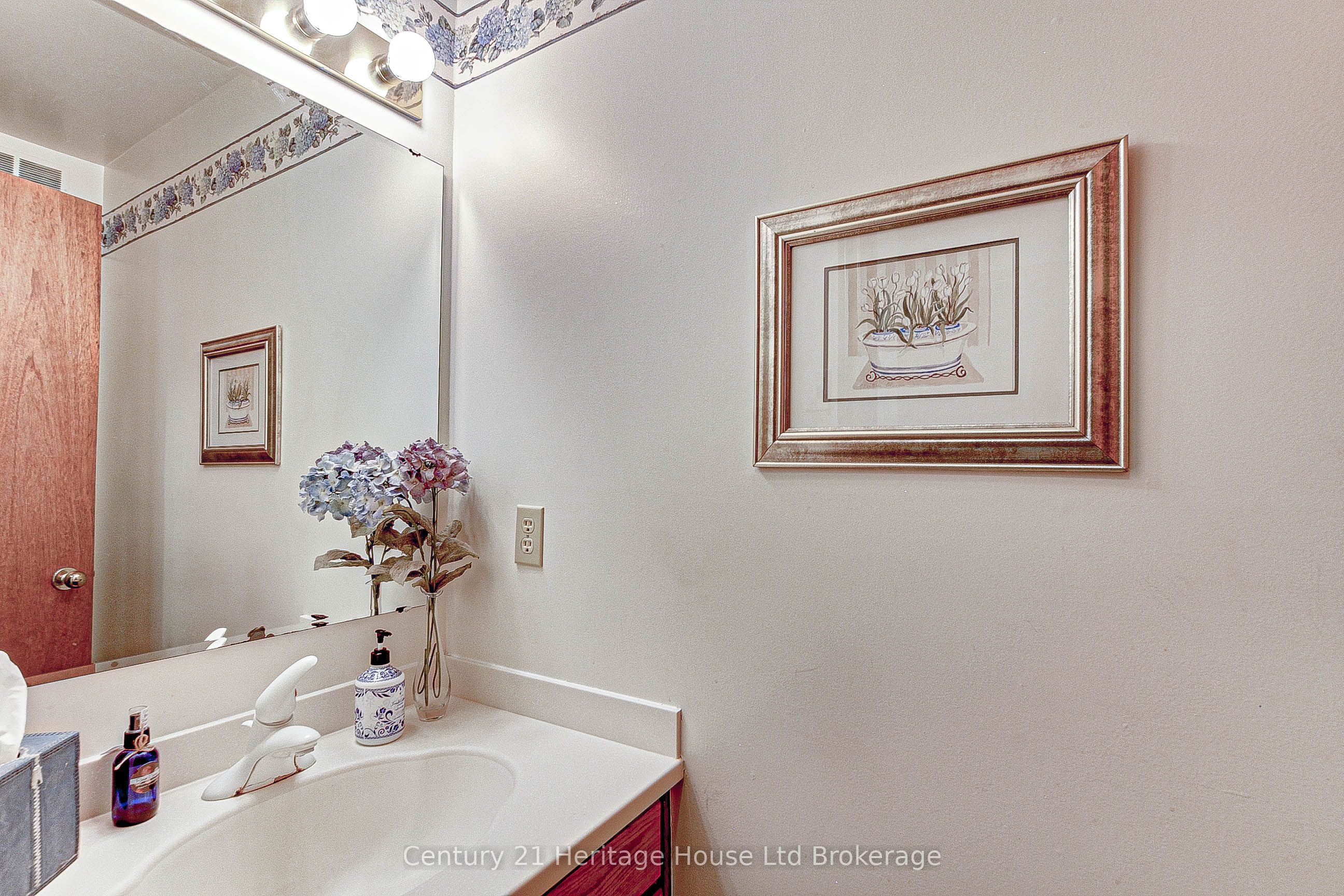 55 Mark Crescent Property Photo 21