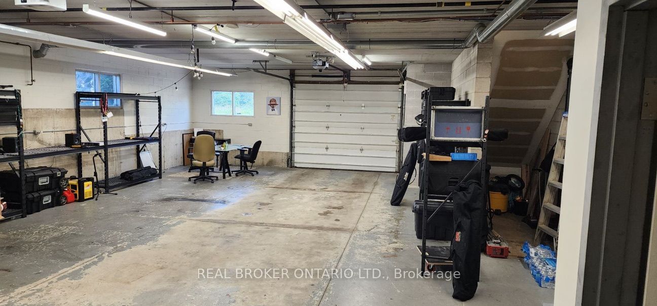 35 Cherry Blossom Road Property Photo 14