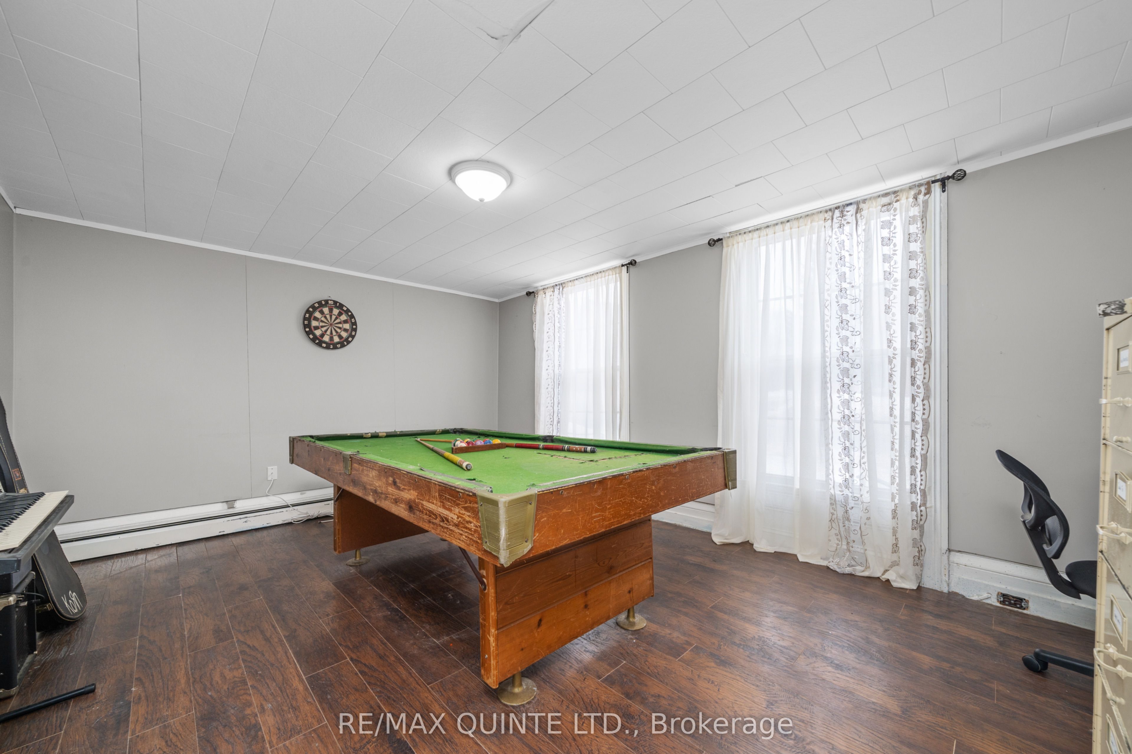 48 Young Street Property Photo 16