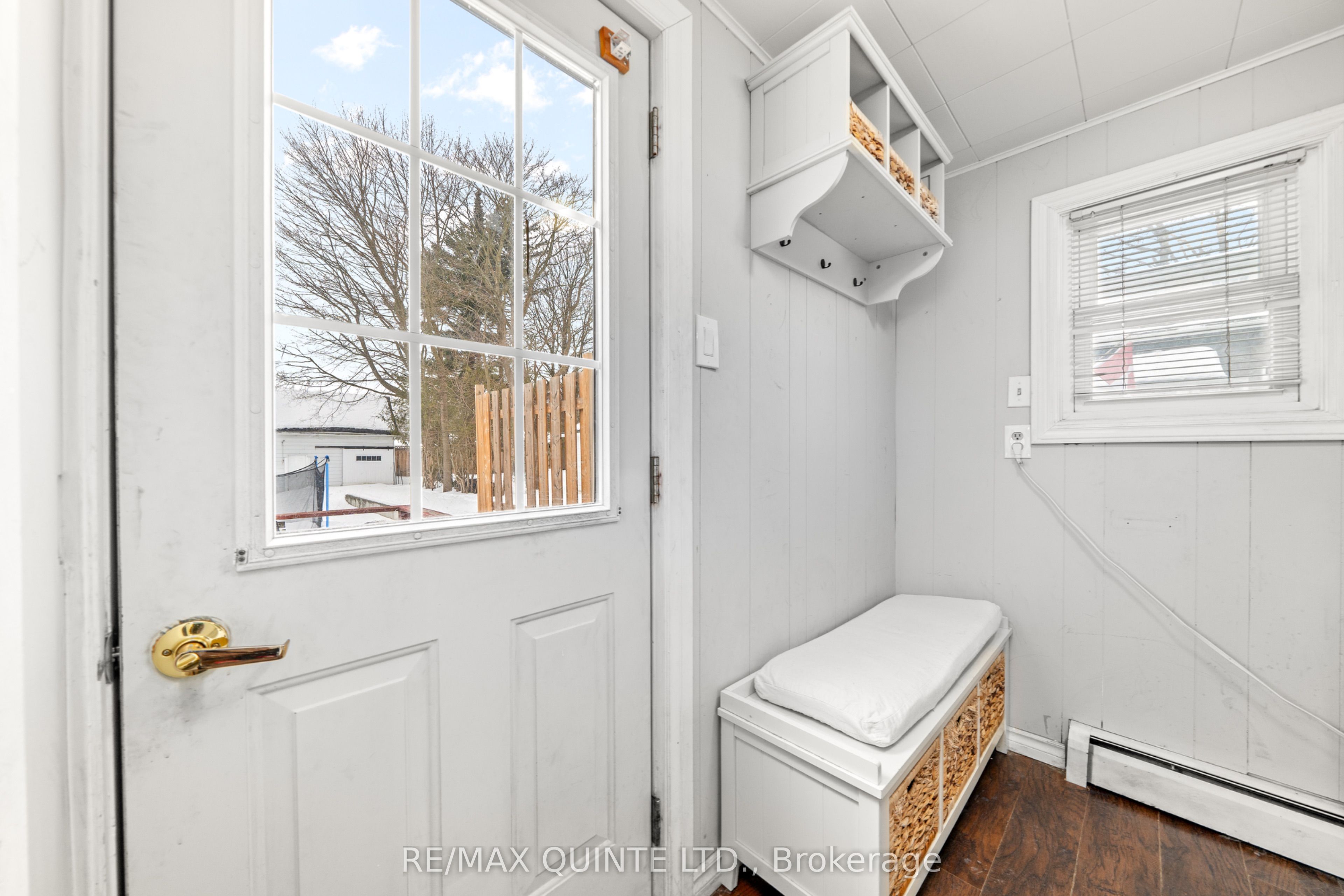 48 Young Street Property Photo 17
