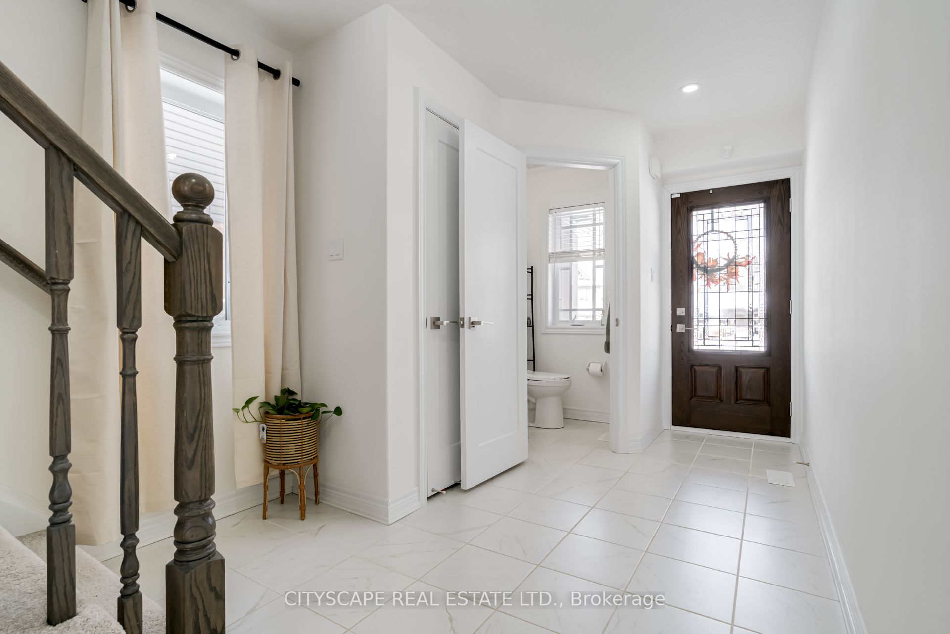 145 Stonebrook Way Property Photo 5