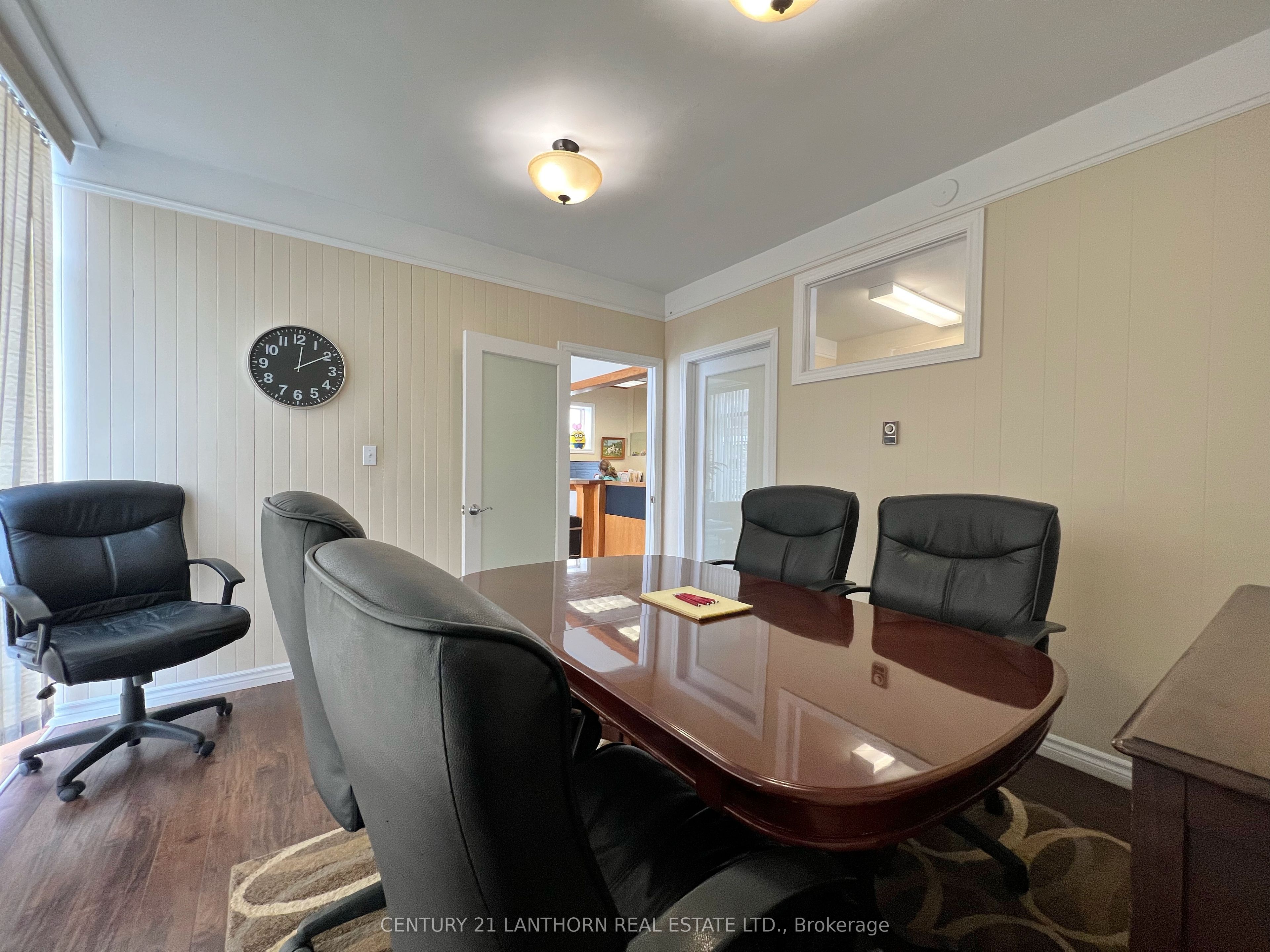 316 Picton Main St Property Photo 8