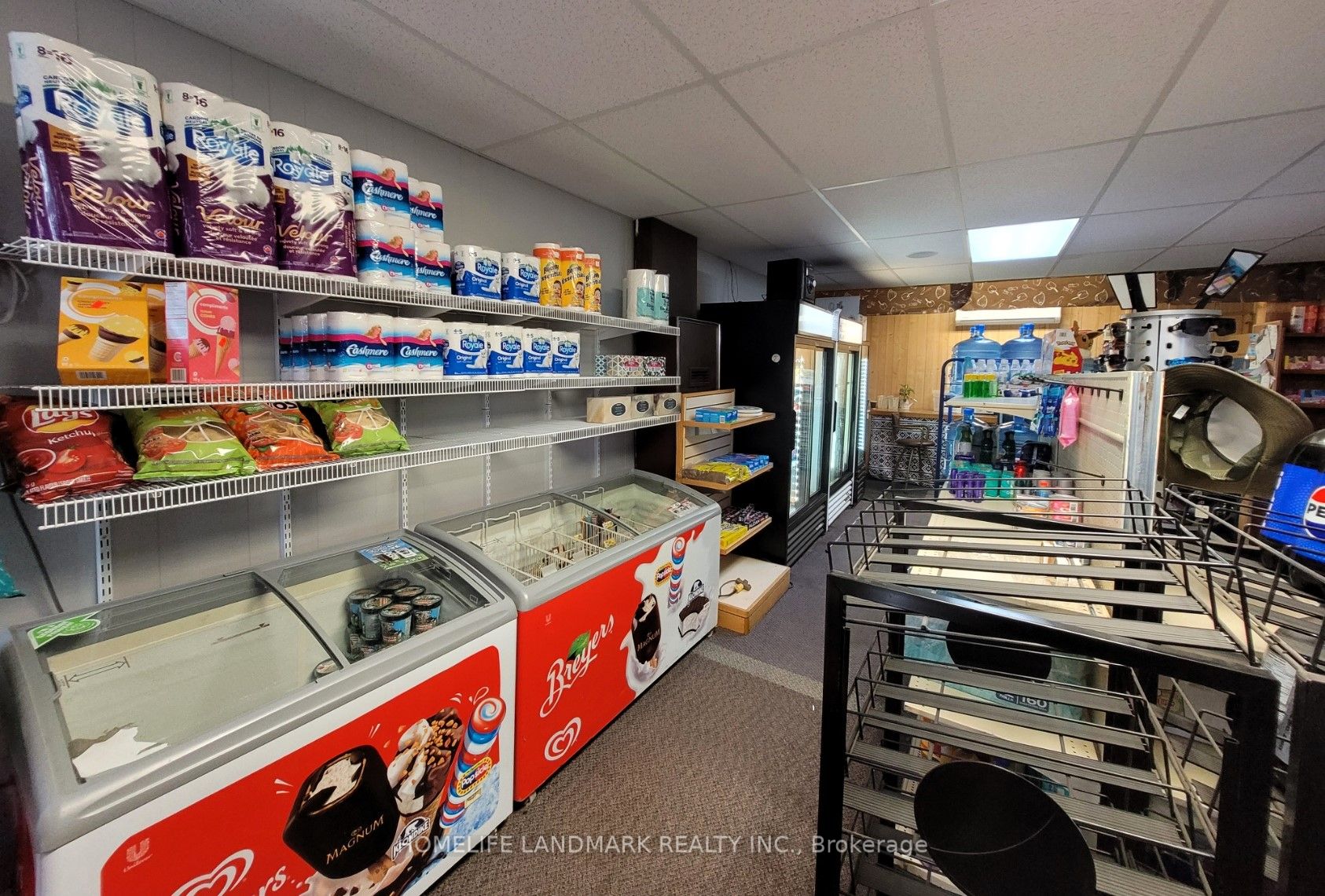 240 Furnival Road Property Photo 10