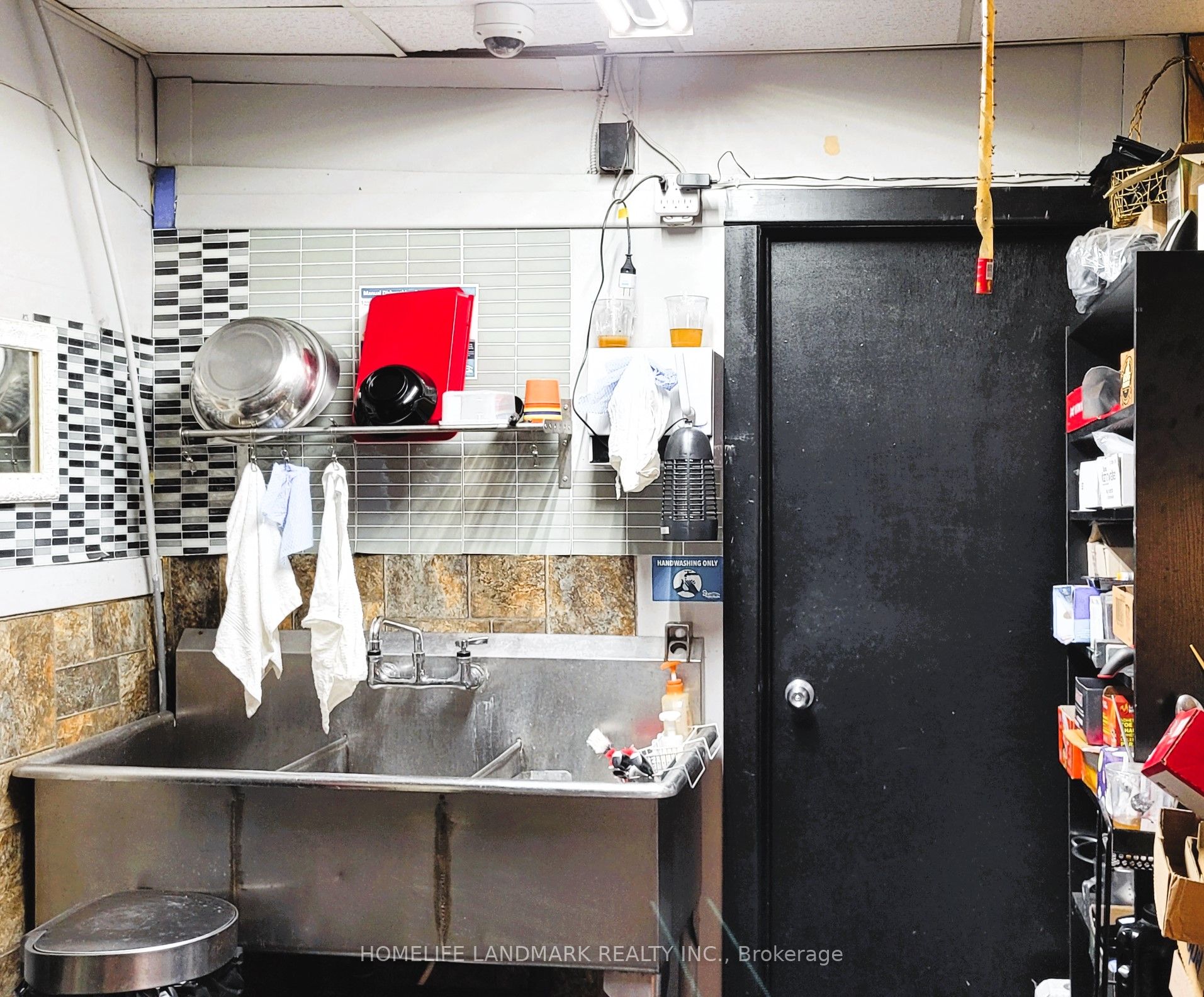 240 Furnival Road Property Photo 13