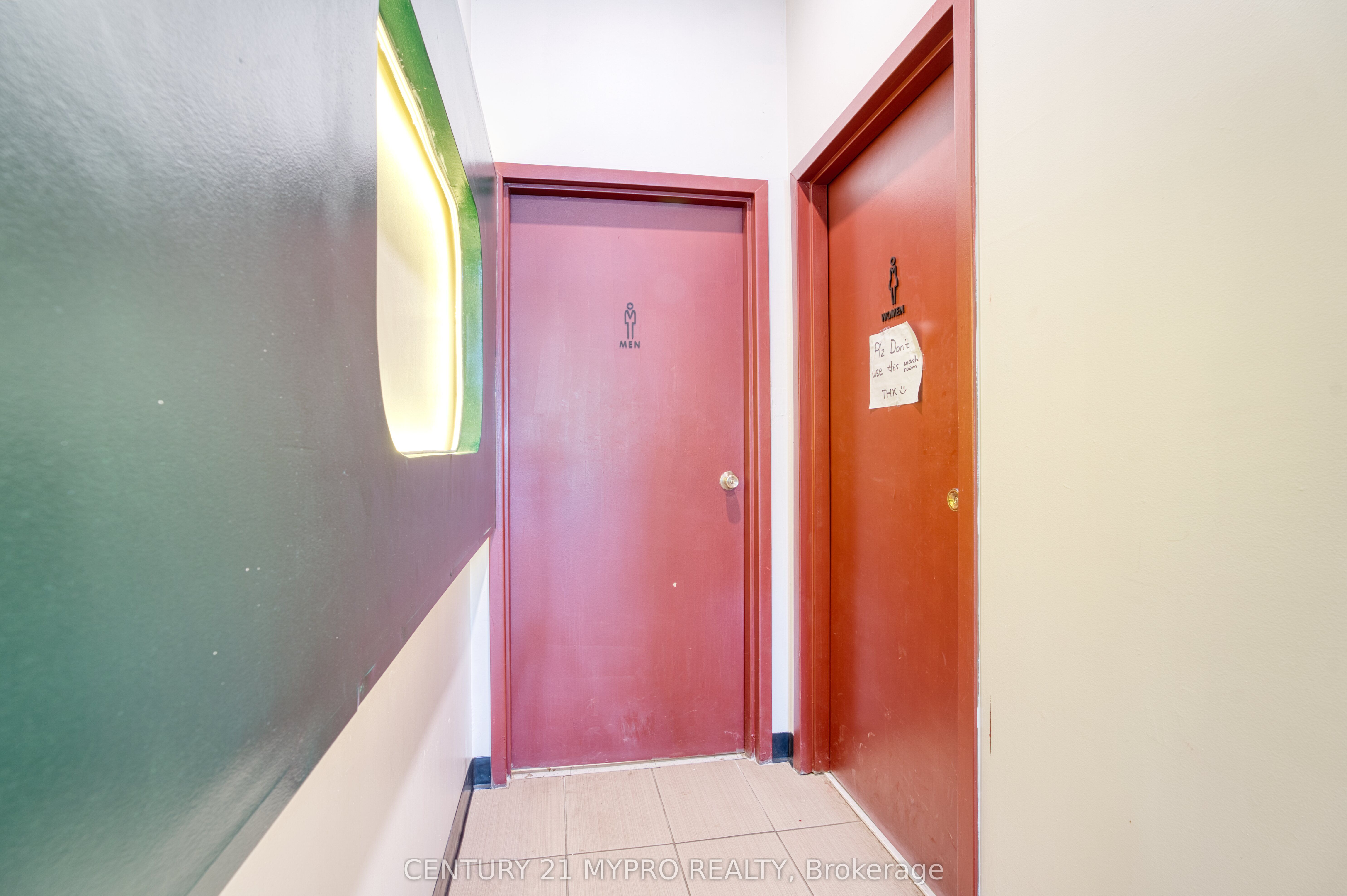 #4b - 611 Wonderland Road Property Photo 17