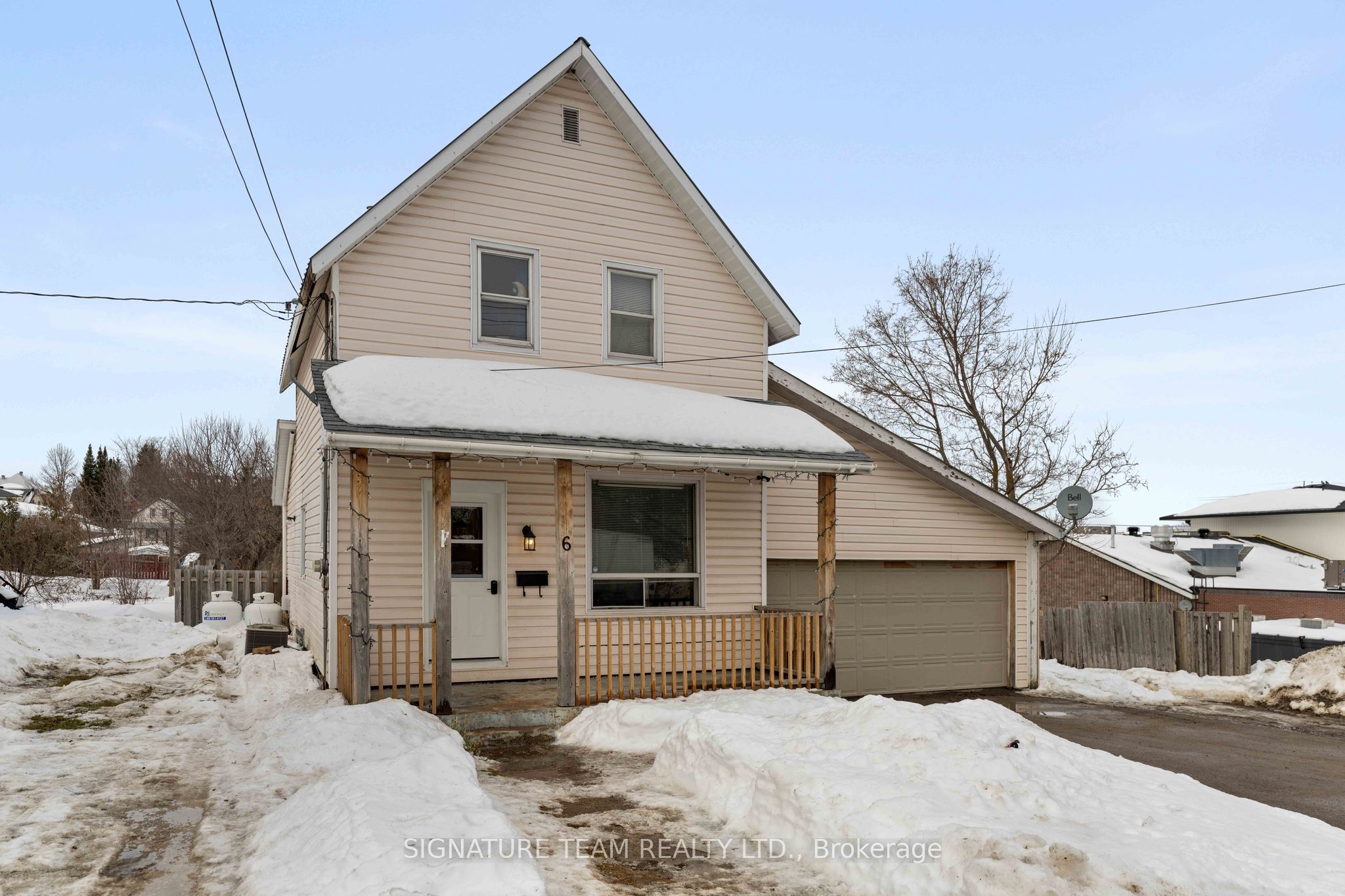 6 Meadow Street Property Photo