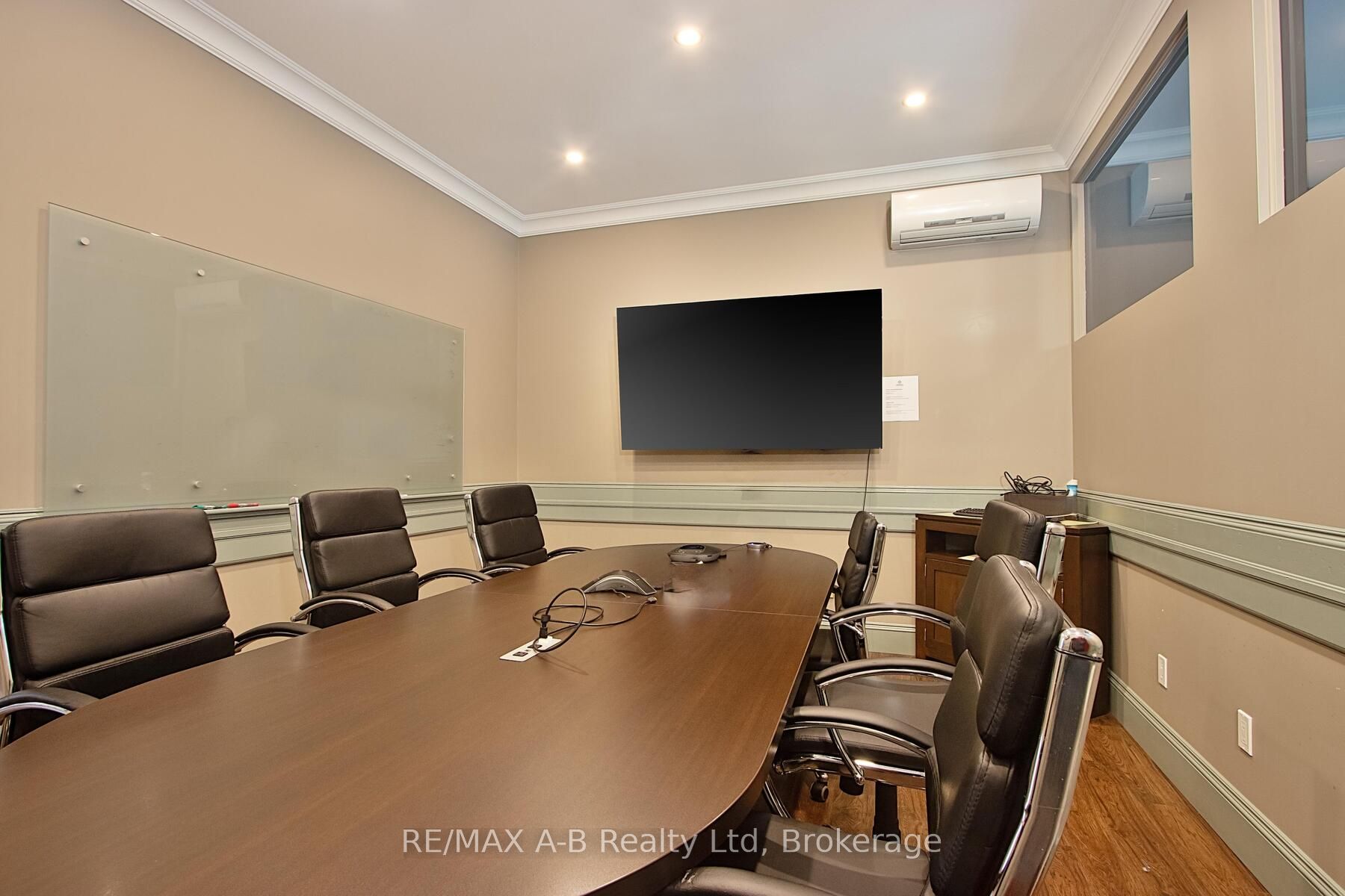 140 Foundry Street Property Photo 29