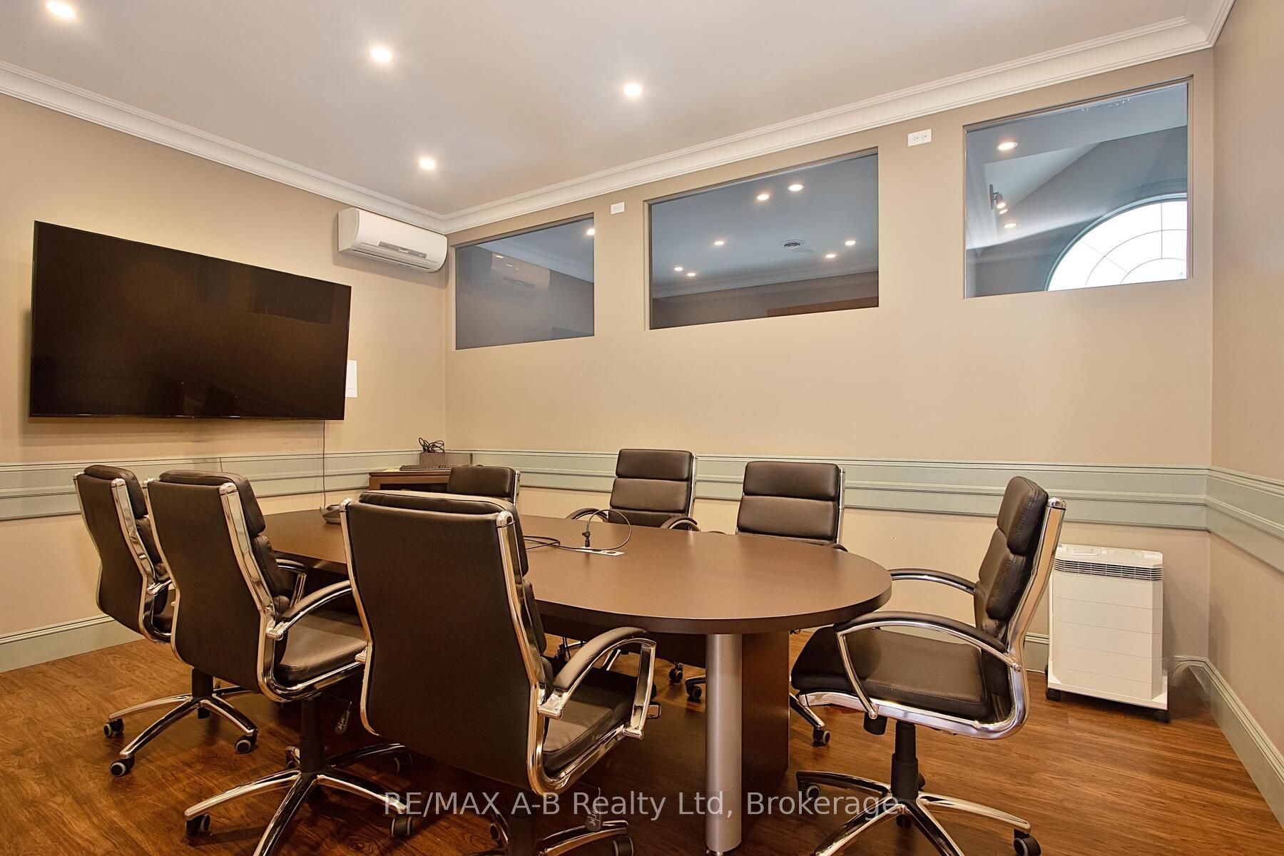 140 Foundry Street Property Photo 30