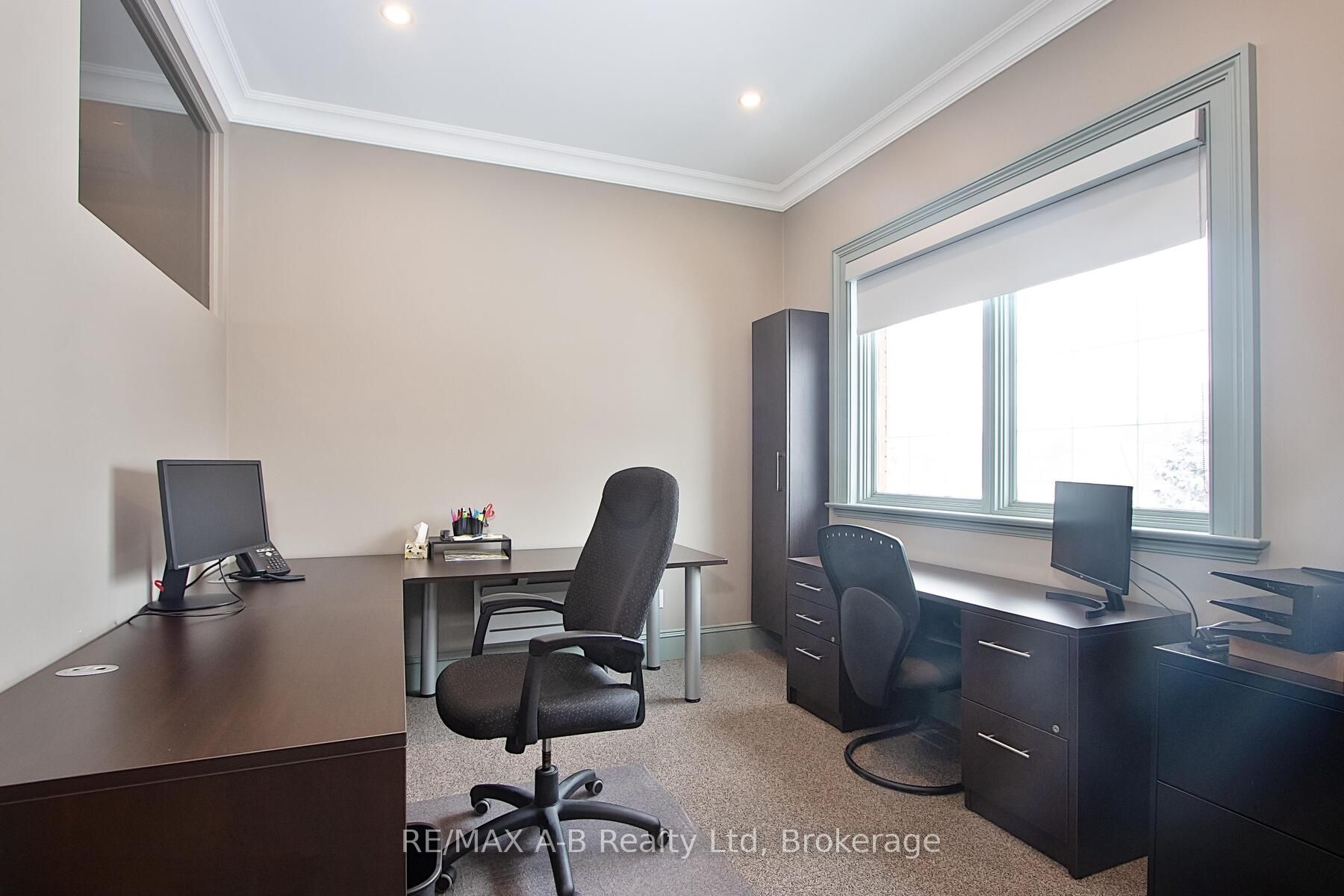 140 Foundry Street Property Photo 32