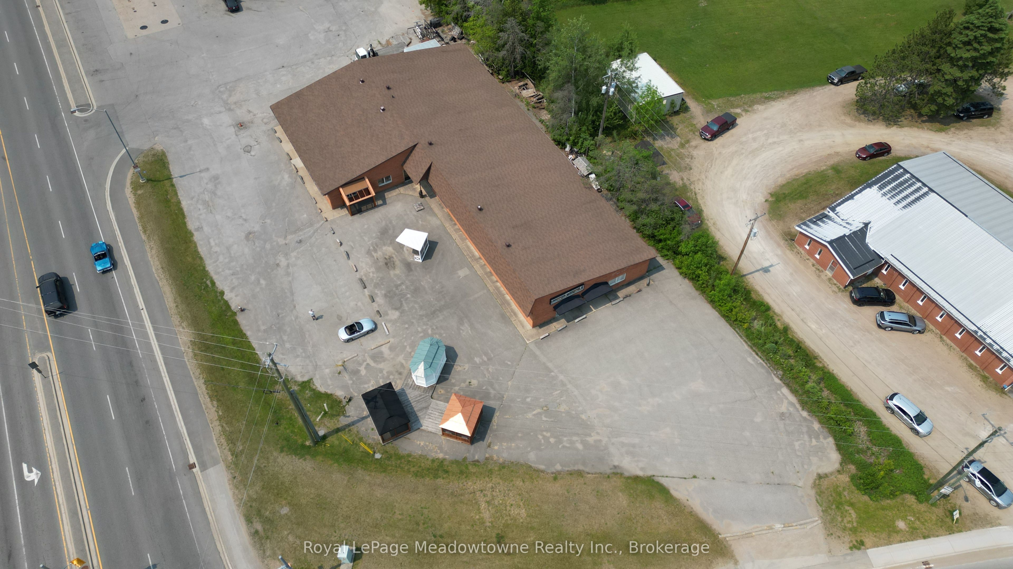 5 Bobcaygeon Rd Property Photo 3