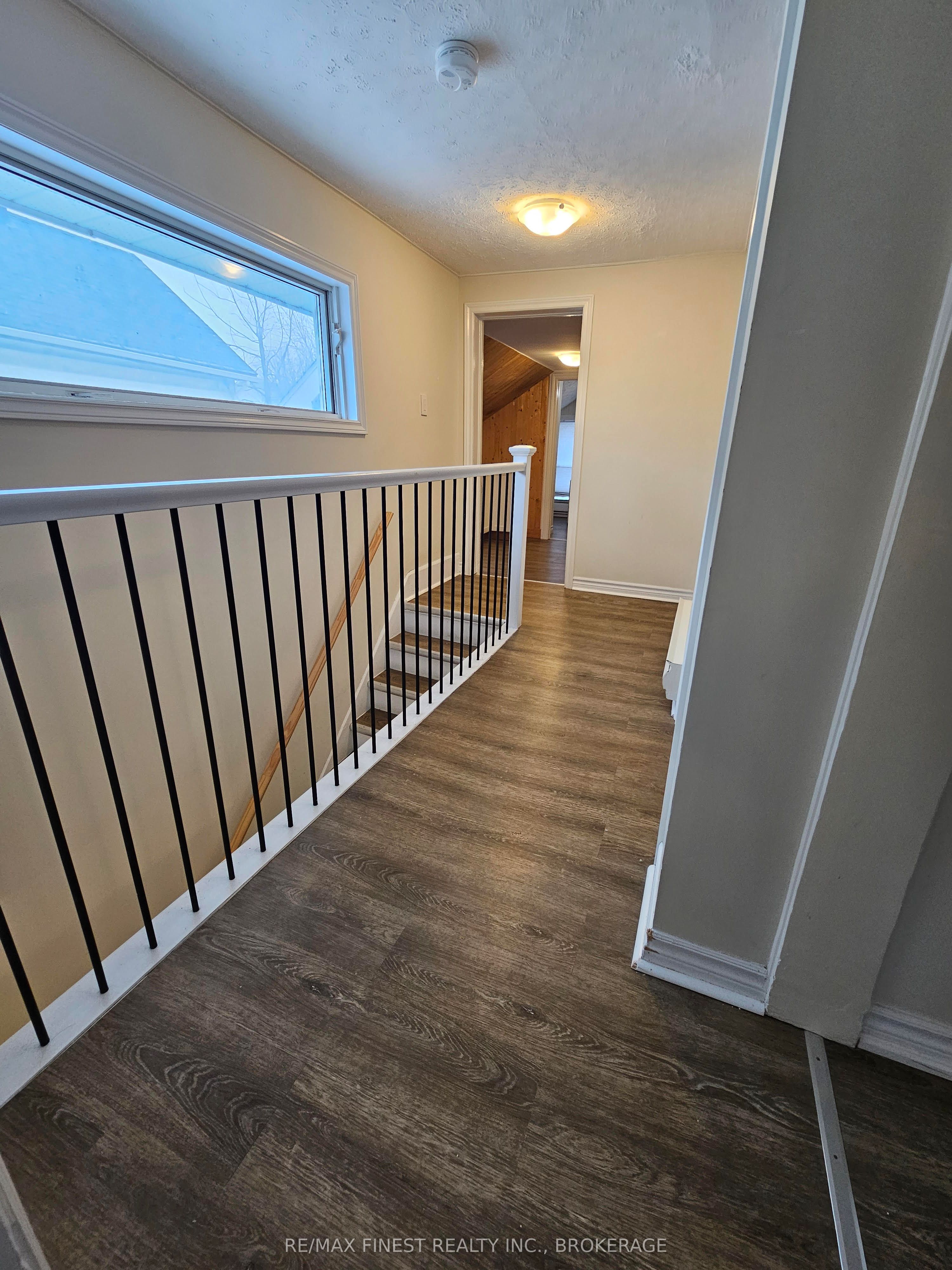 219 Montreal Street Property Photo 23