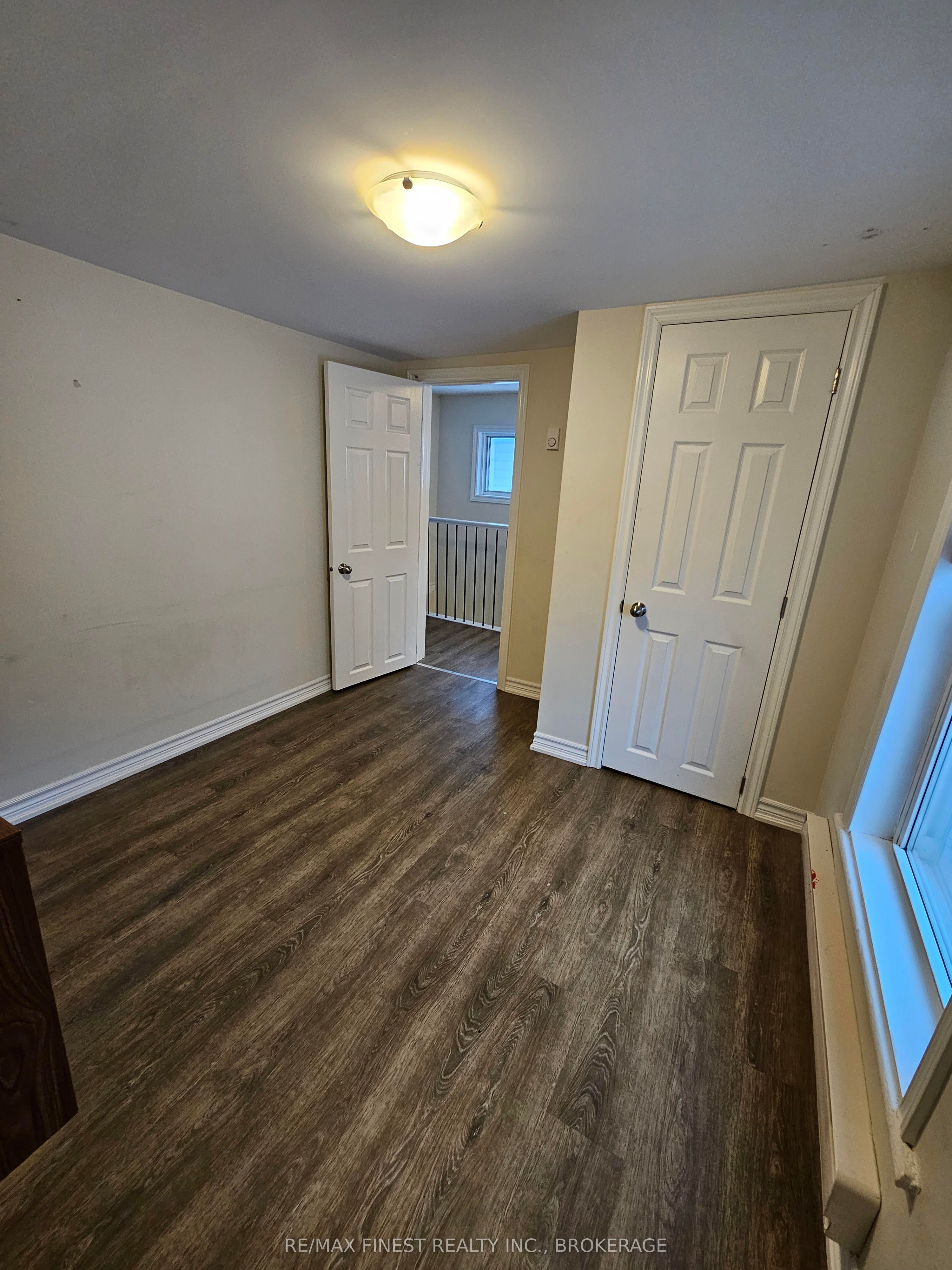 219 Montreal Street Property Photo 31