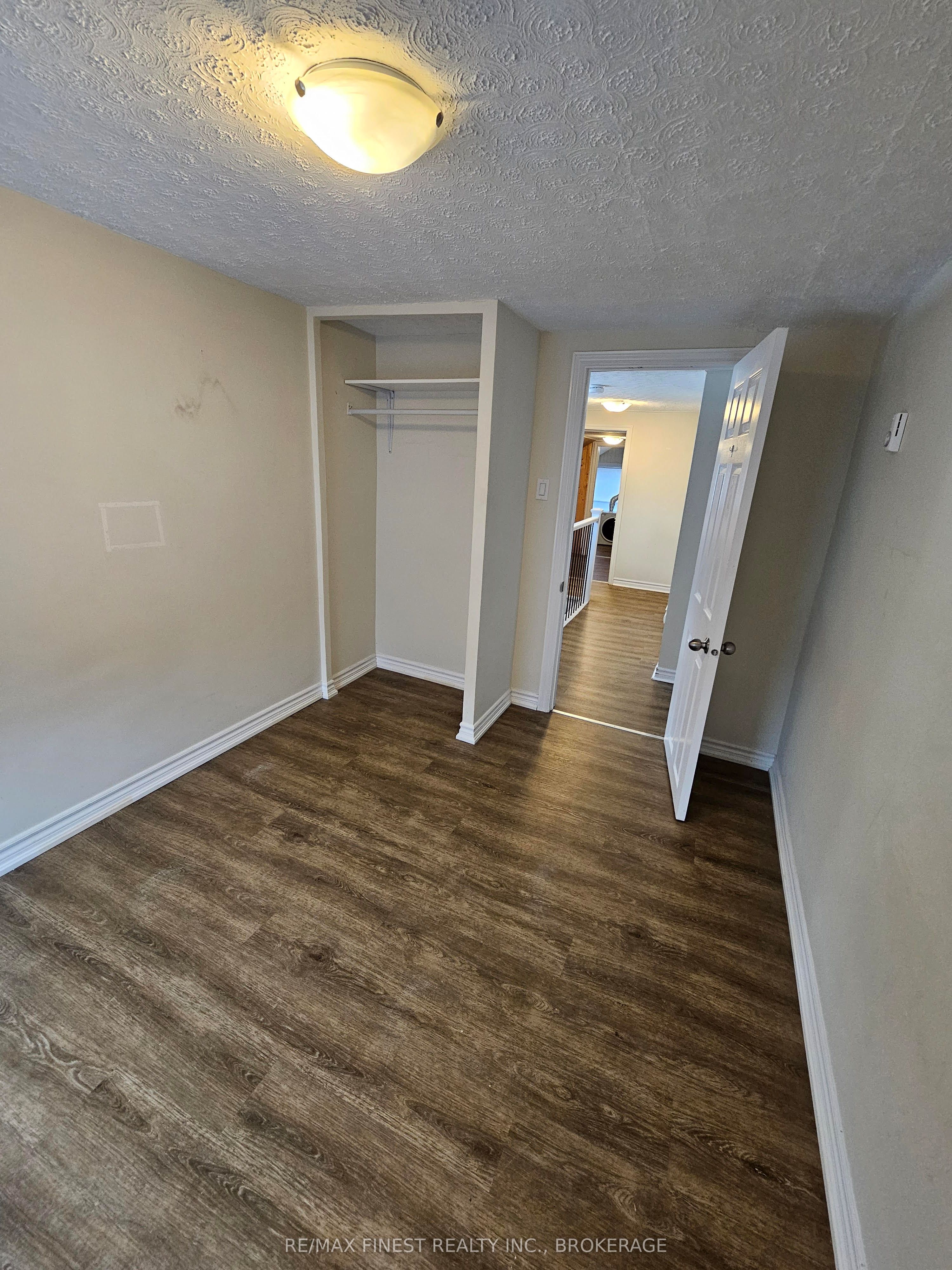 219 Montreal Street Property Photo 33