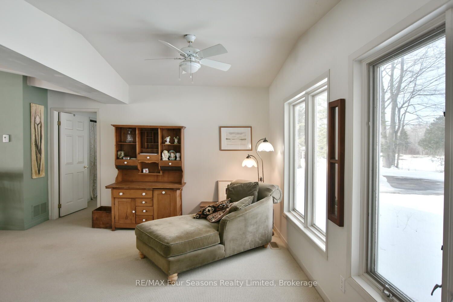 209864 Highway 26 Property Photo 7