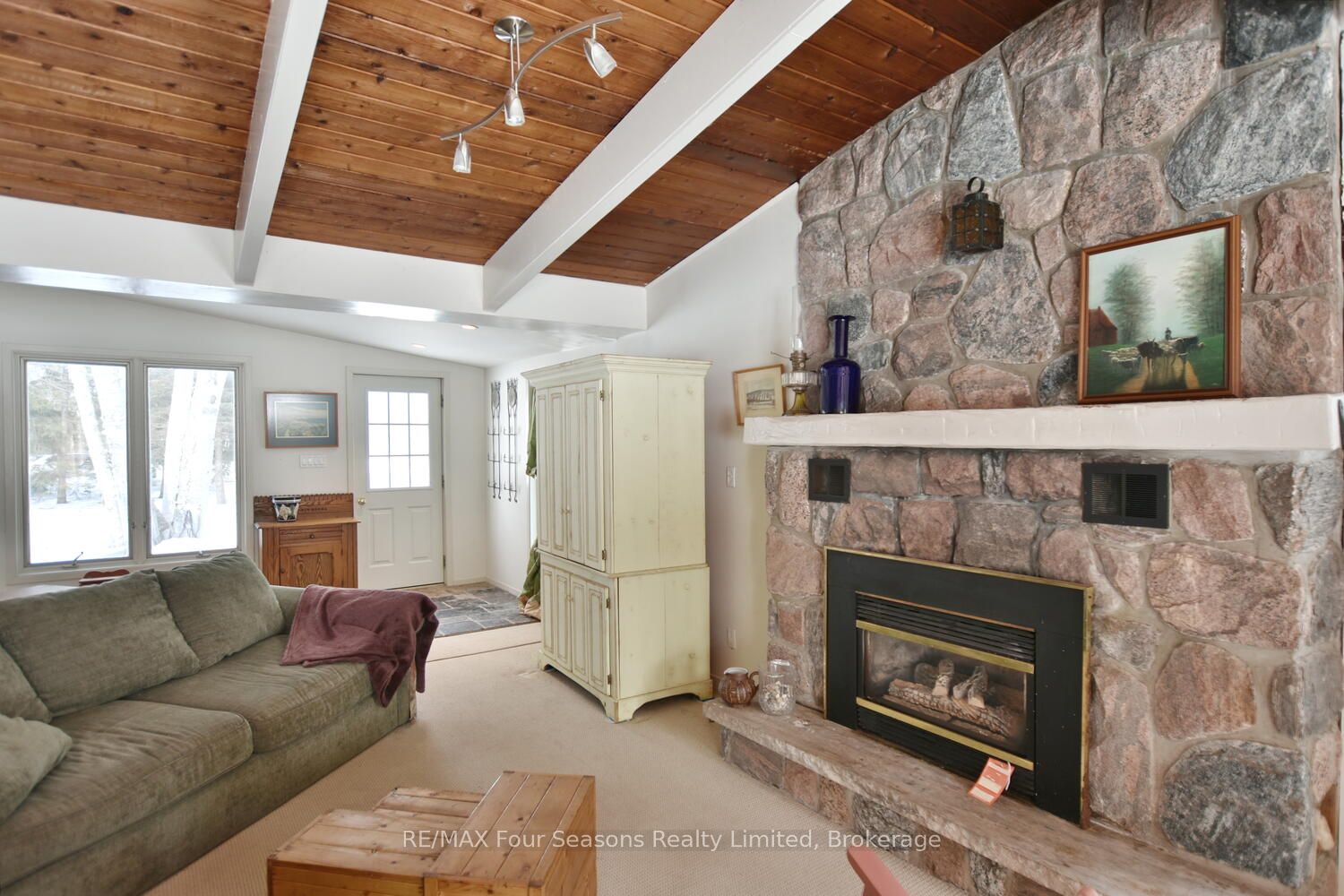 209864 Highway 26 Property Photo 11