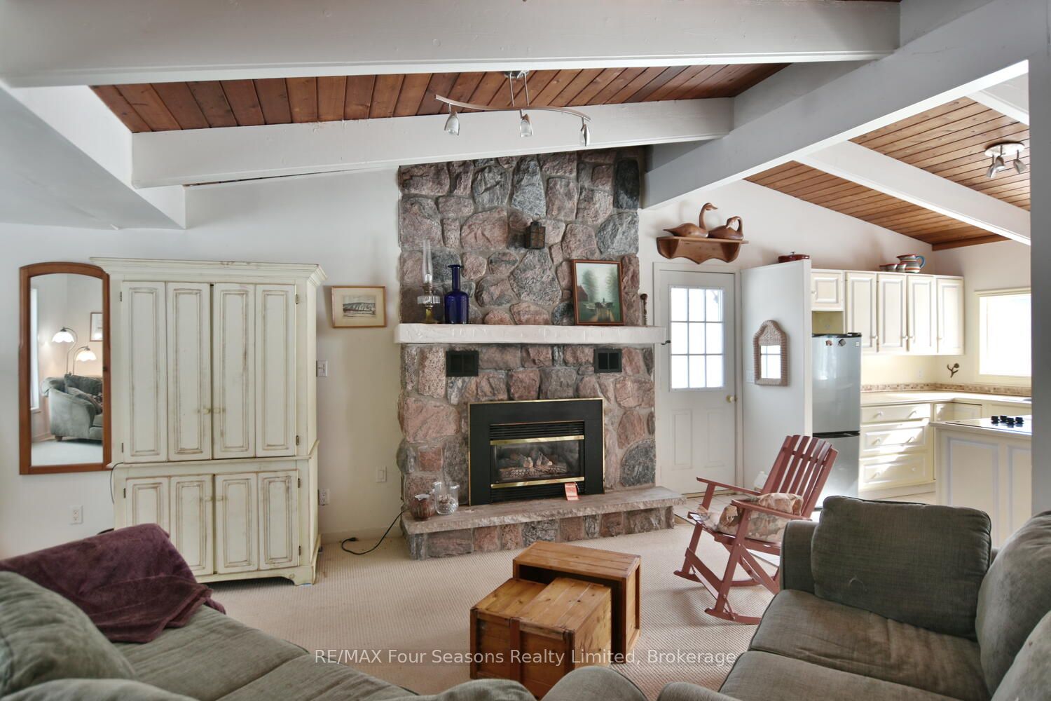 209864 Highway 26 Property Photo 12