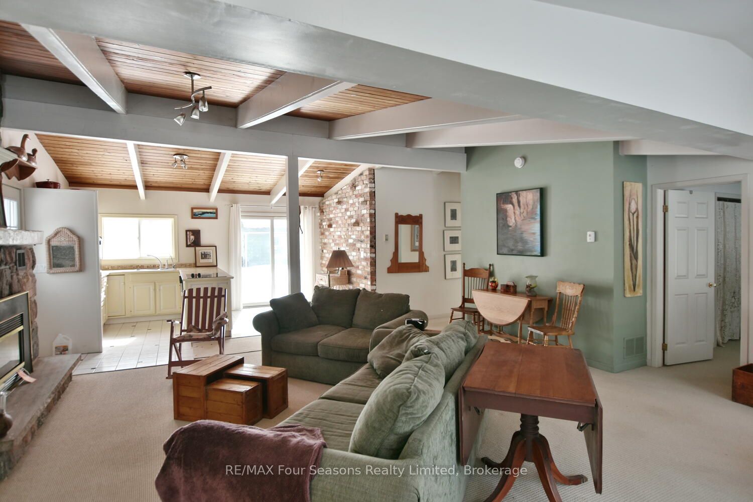 209864 Highway 26 Property Photo 13