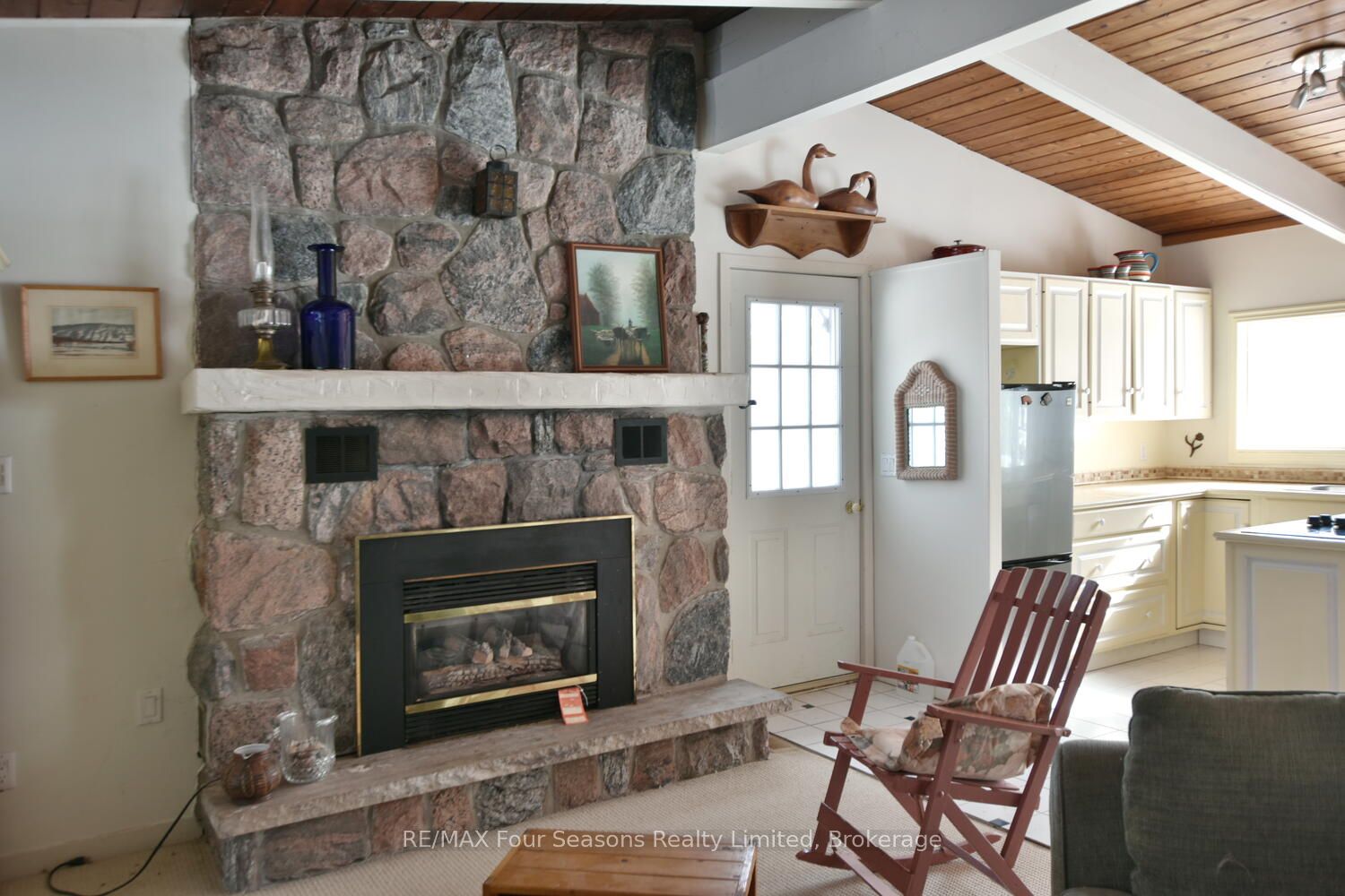 209864 Highway 26 Property Photo 14