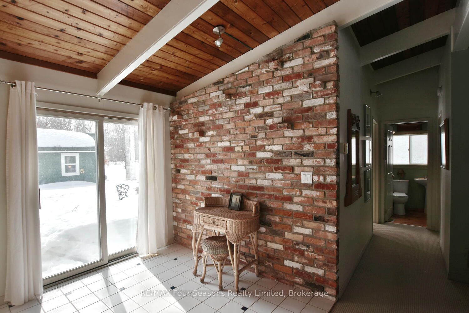 209864 Highway 26 Property Photo 18