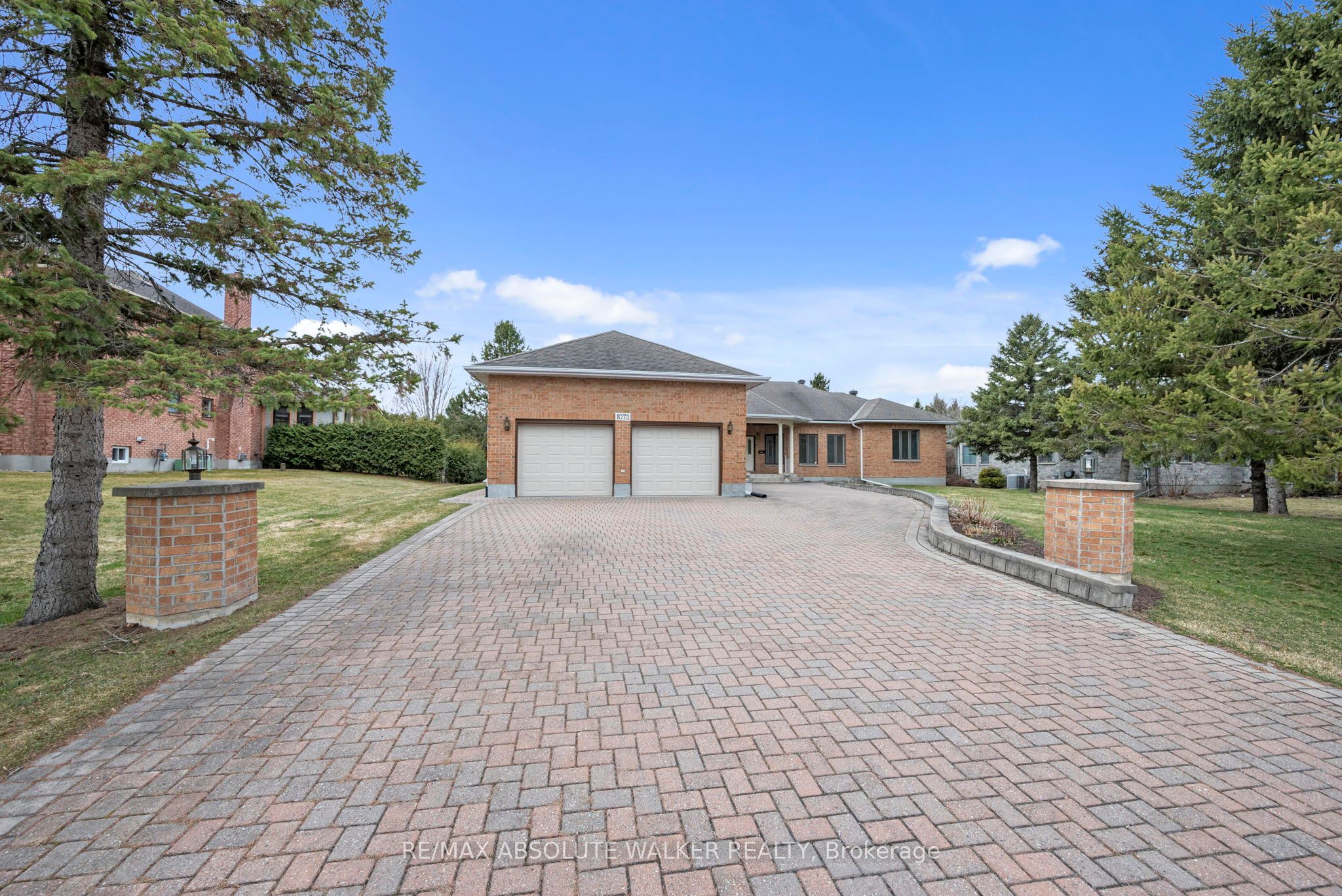 1072 Bravar Dr Property Photo