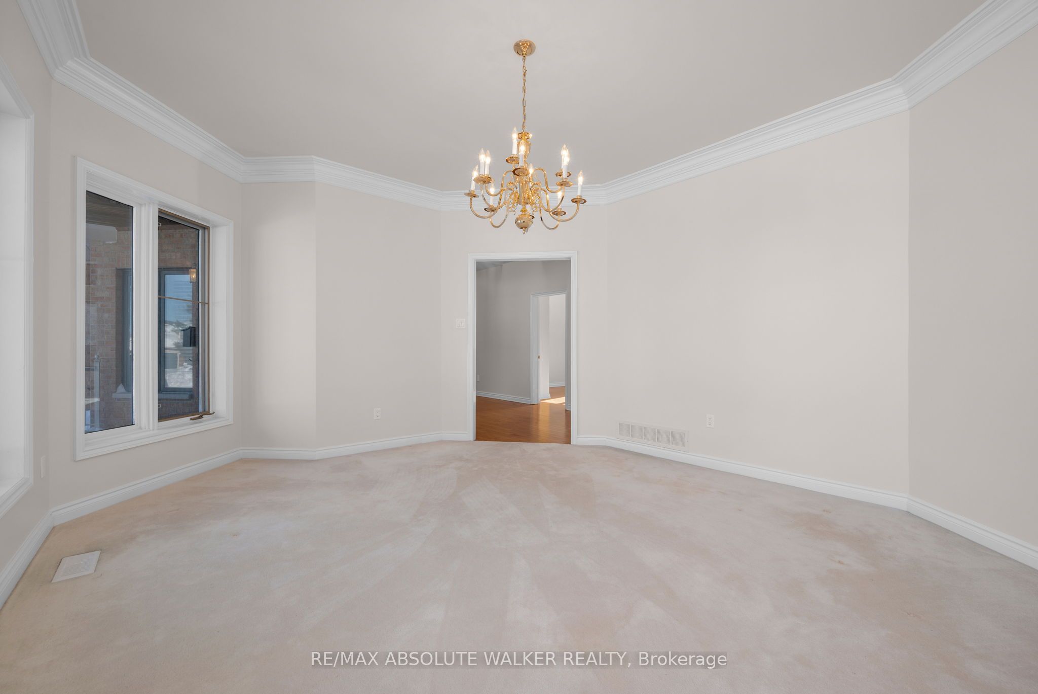 1072 Bravar Drive Property Photo 6