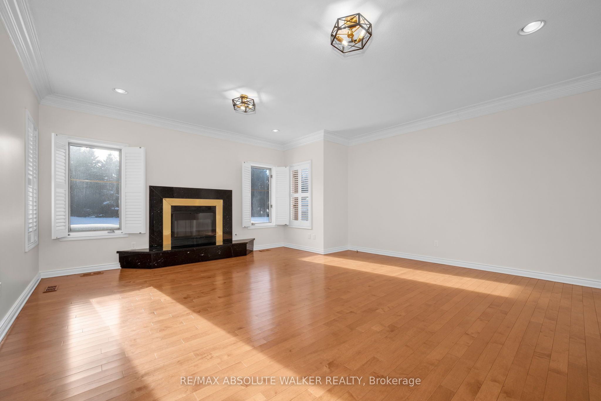 1072 Bravar Drive Property Photo 18