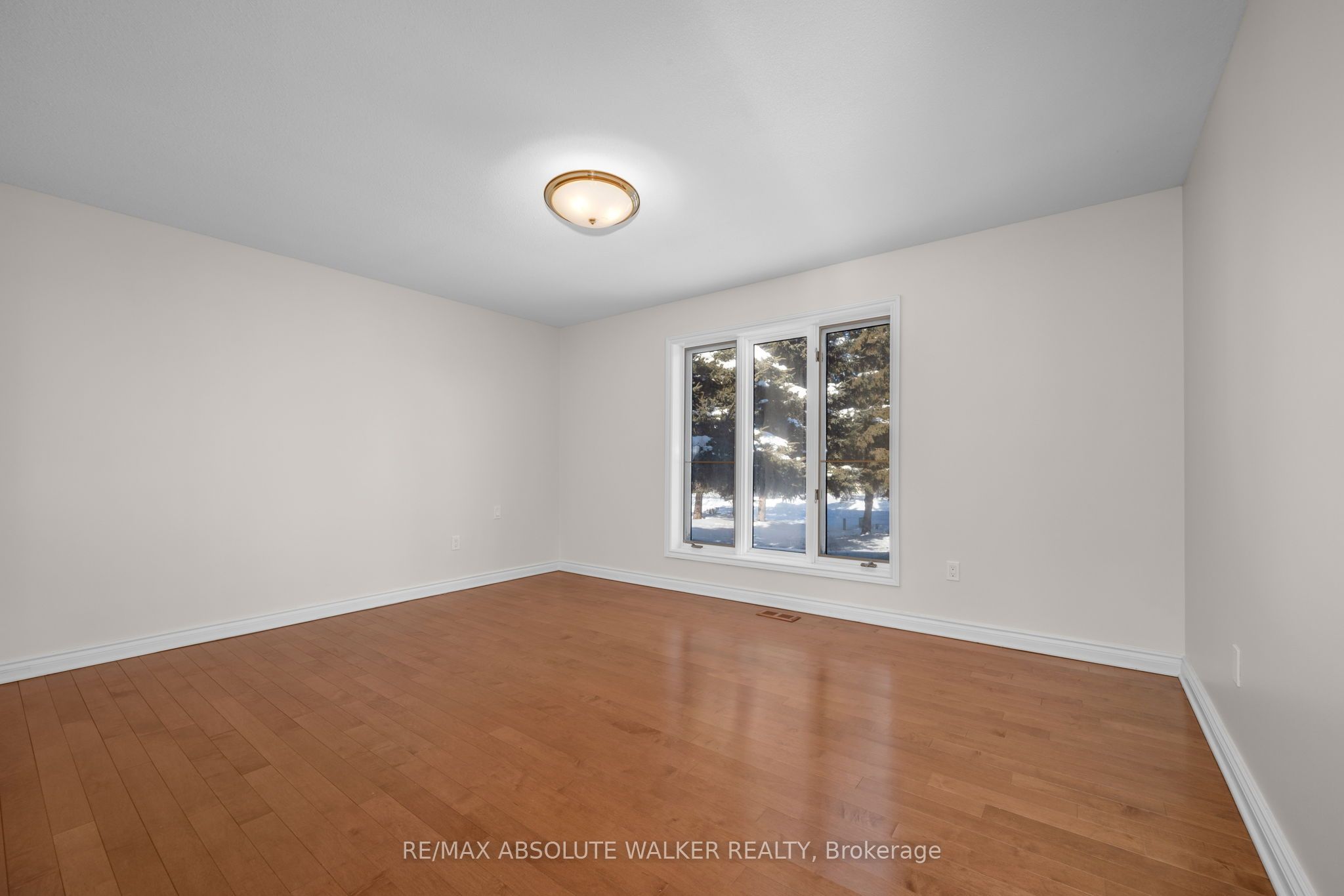 1072 Bravar Drive Property Photo 19